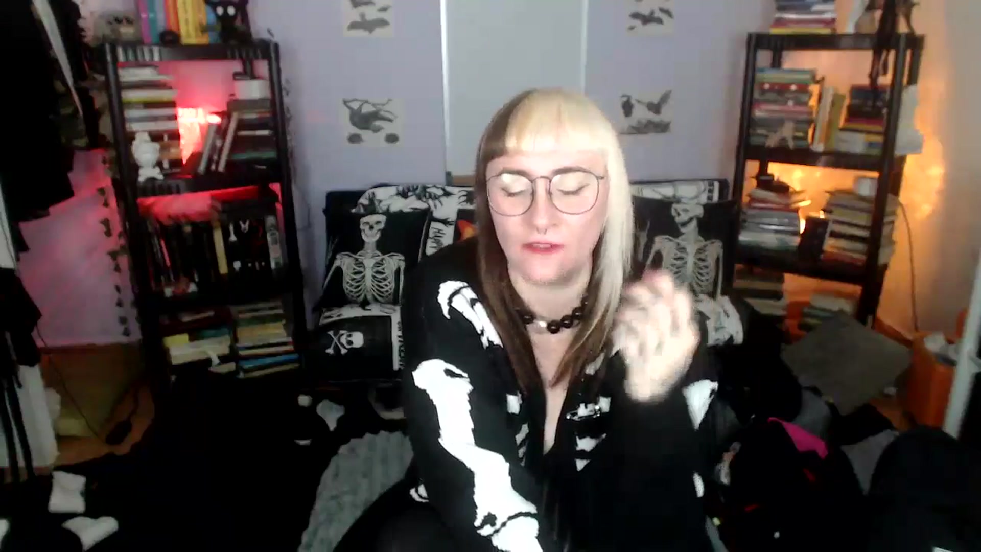 Gallery image thumbnail from AxeHallow's myfreecams stream on, 09/28/2024, 07:09 image 11 of 20