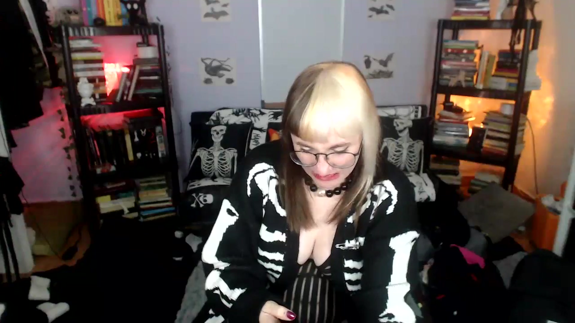 Gallery image thumbnail from AxeHallow's myfreecams stream on, 09/28/2024, 07:09 image 19 of 20