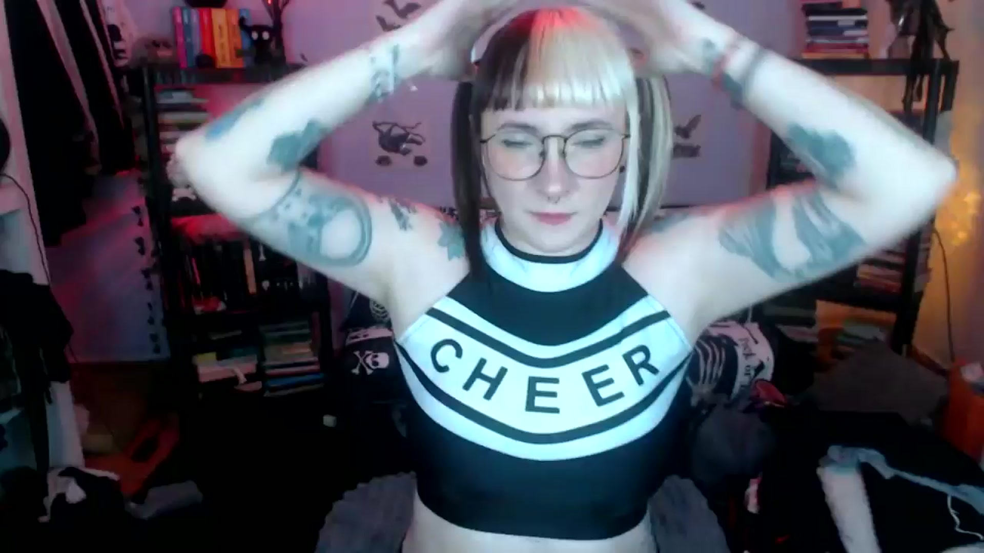 Gallery image thumbnail from AxeHallow's myfreecams stream on, 10/03/2024, 05:50 image 1 of 20