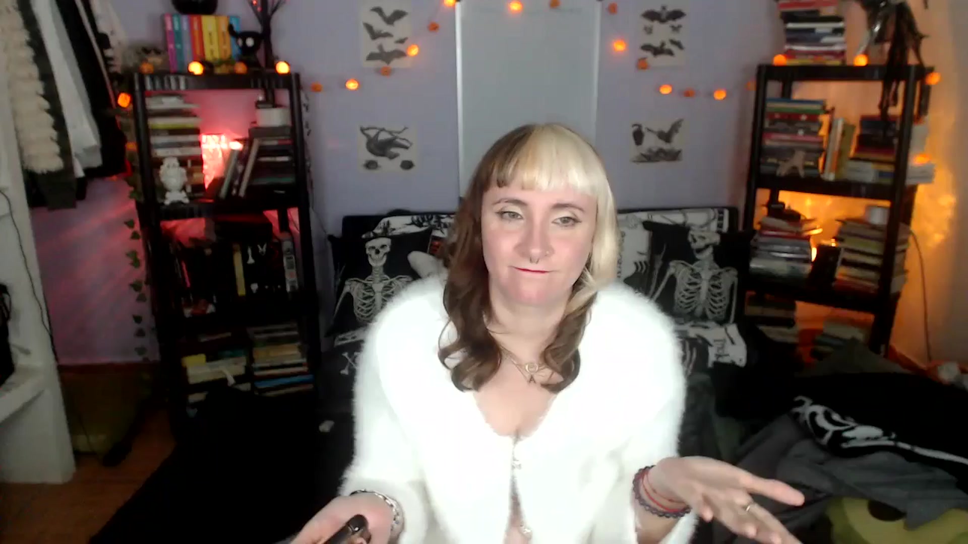 Gallery image thumbnail from AxeHallow's myfreecams stream on, 10/09/2024, 08:32 image 1 of 20