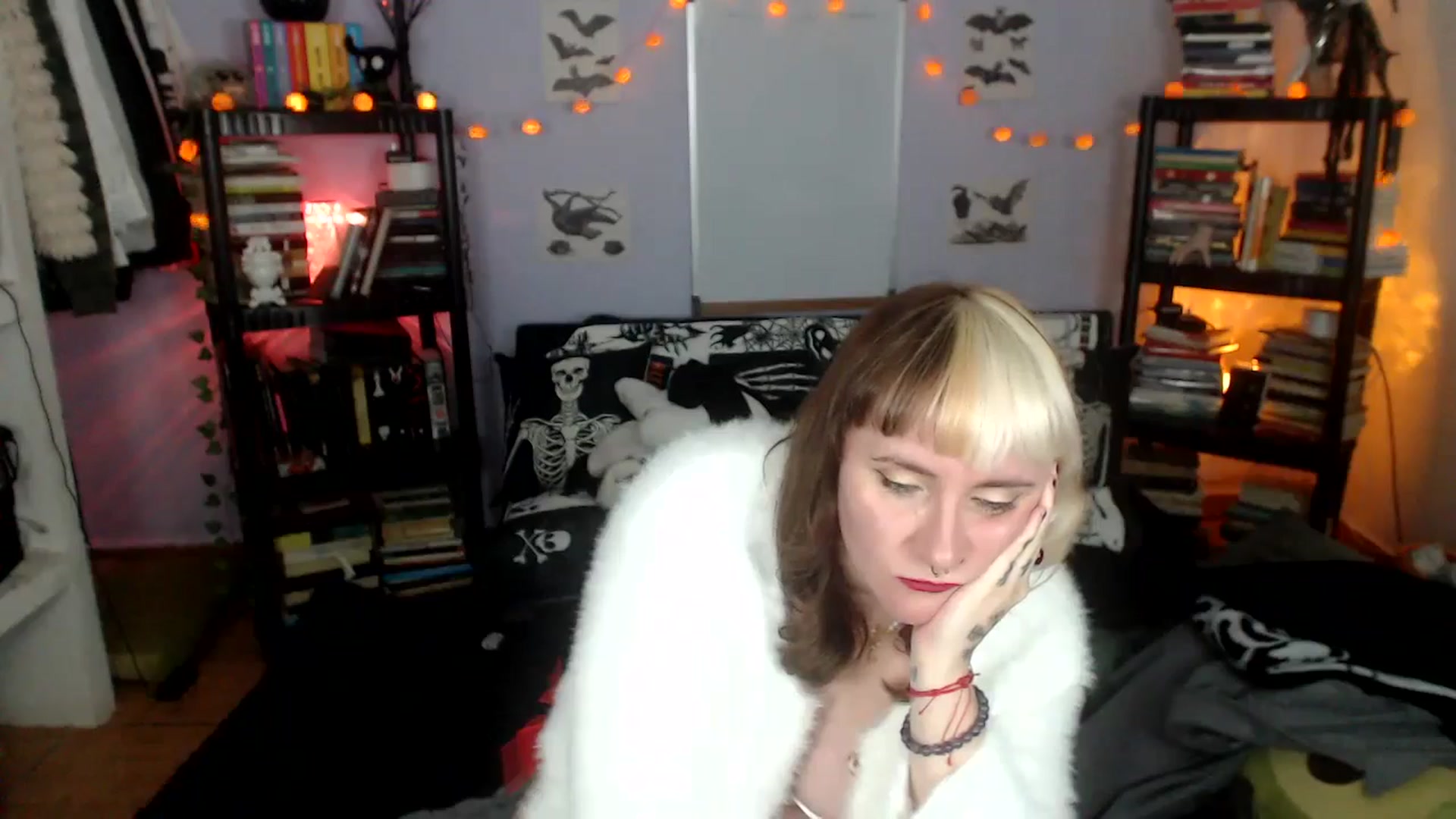 Gallery image thumbnail from AxeHallow's myfreecams stream on, 10/09/2024, 08:32 image 15 of 20