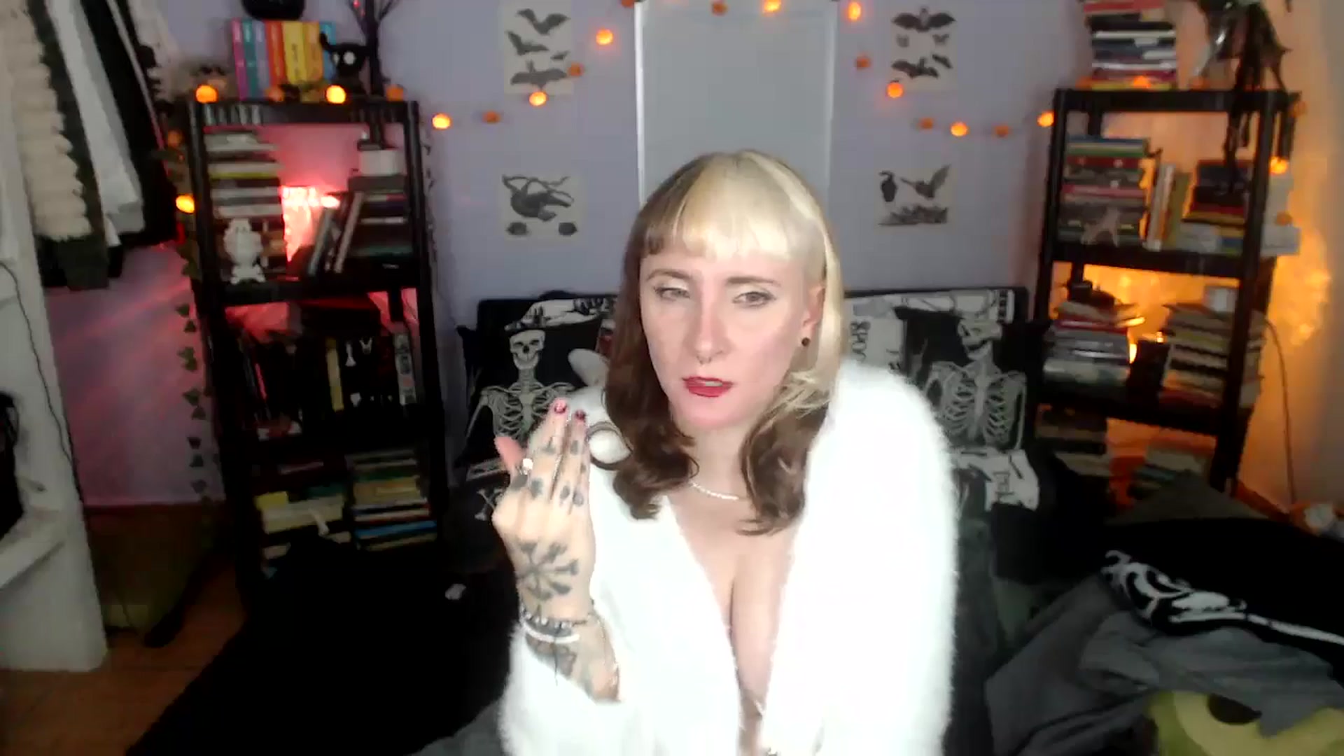 Gallery image thumbnail from AxeHallow's myfreecams stream on, 10/09/2024, 08:32 image 20 of 20