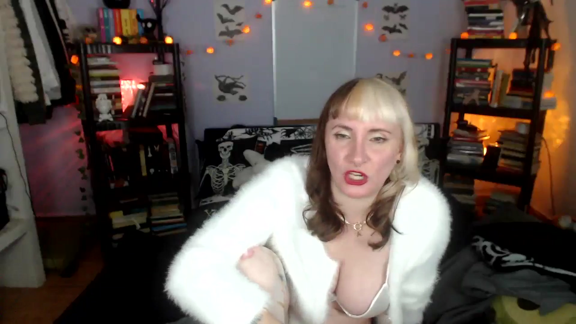 Gallery image thumbnail from AxeHallow's myfreecams stream on, 10/09/2024, 08:32 image 13 of 20