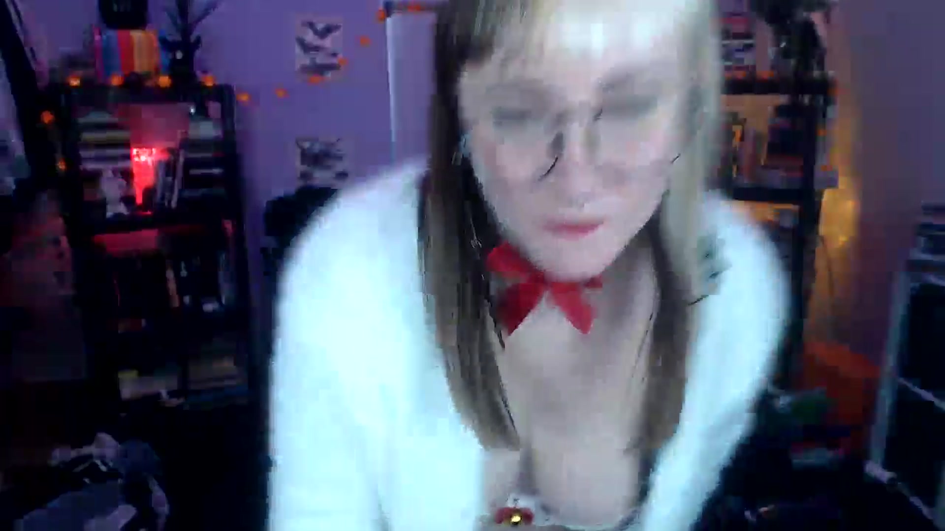 Gallery image thumbnail from AxeHallow's myfreecams stream on, 10/17/2024, 03:25 image 16 of 20