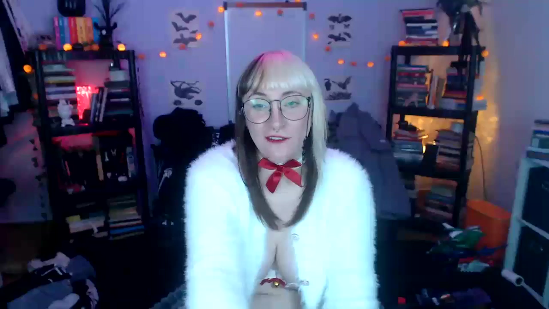 Gallery image thumbnail from AxeHallow's myfreecams stream on, 10/17/2024, 04:48 image 11 of 20
