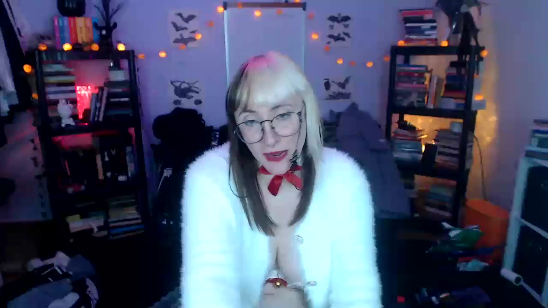 Gallery image thumbnail from AxeHallow's myfreecams stream on, 10/17/2024, 04:48 image 13 of 20