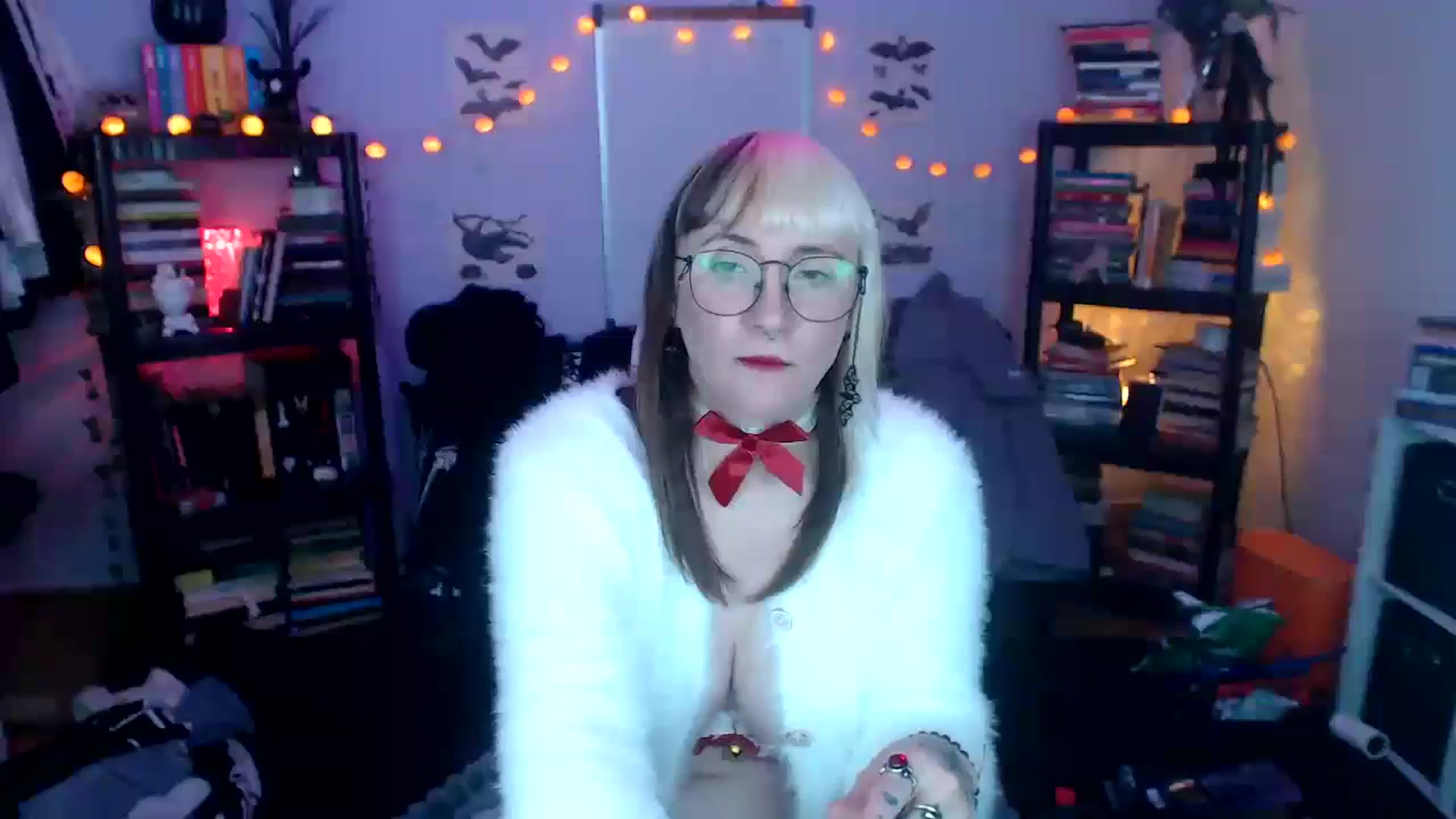 Gallery image thumbnail from AxeHallow's myfreecams stream on, 10/17/2024, 04:48 image 12 of 20