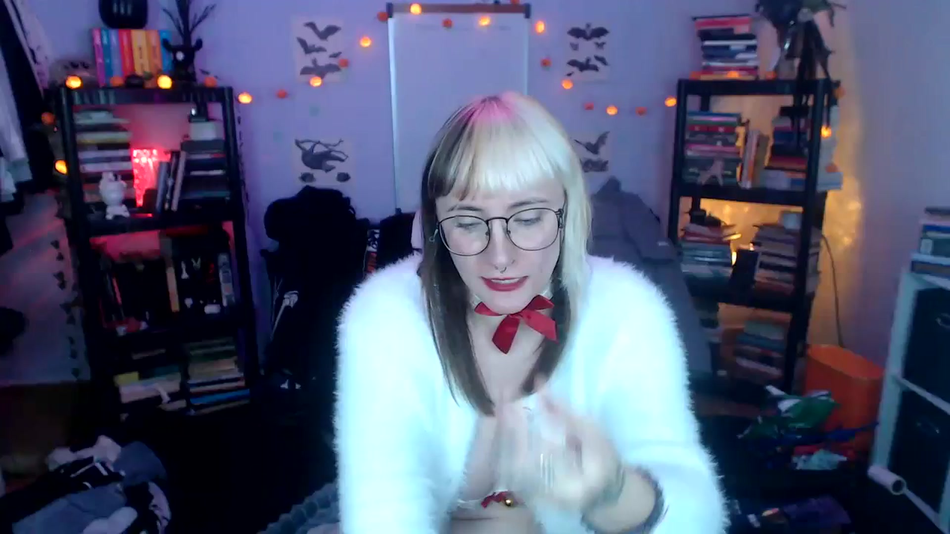 Gallery image thumbnail from AxeHallow's myfreecams stream on, 10/17/2024, 04:48 image 2 of 20