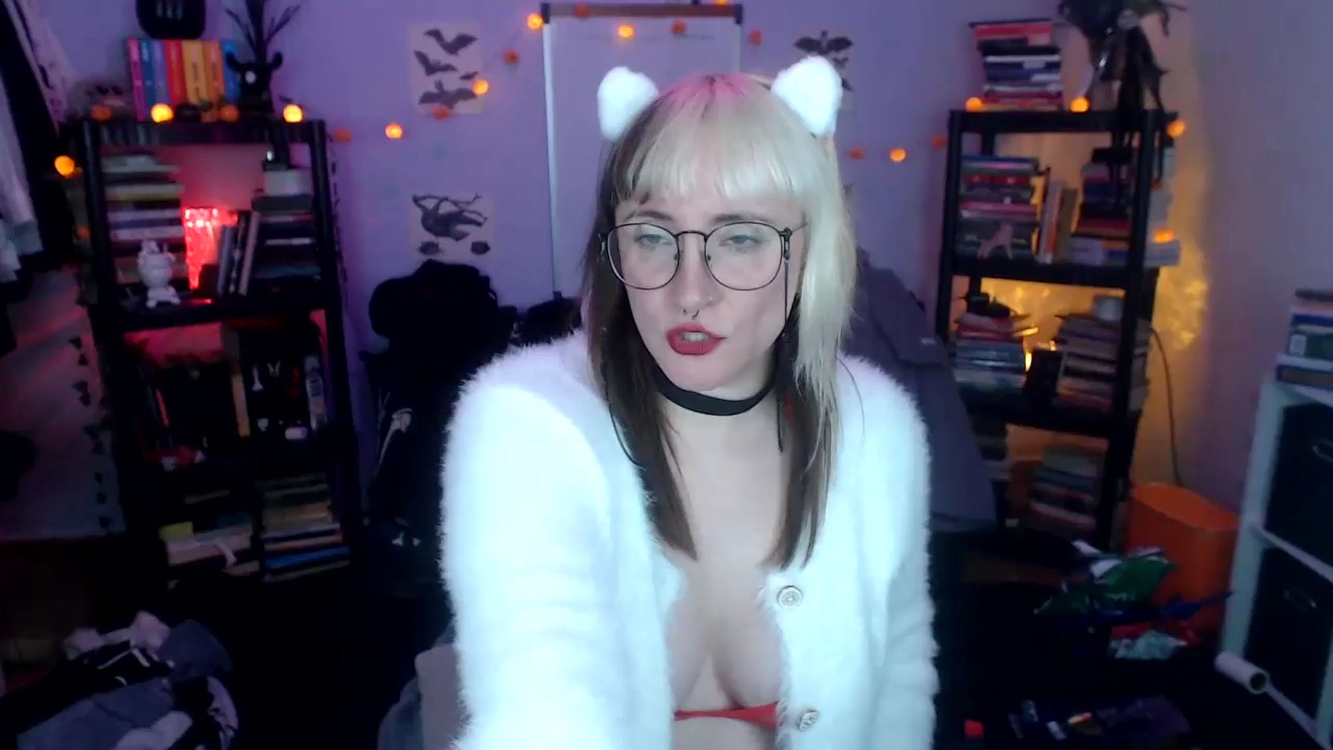 Gallery image thumbnail from AxeHallow's myfreecams stream on, 10/17/2024, 10:55 image 1 of 20
