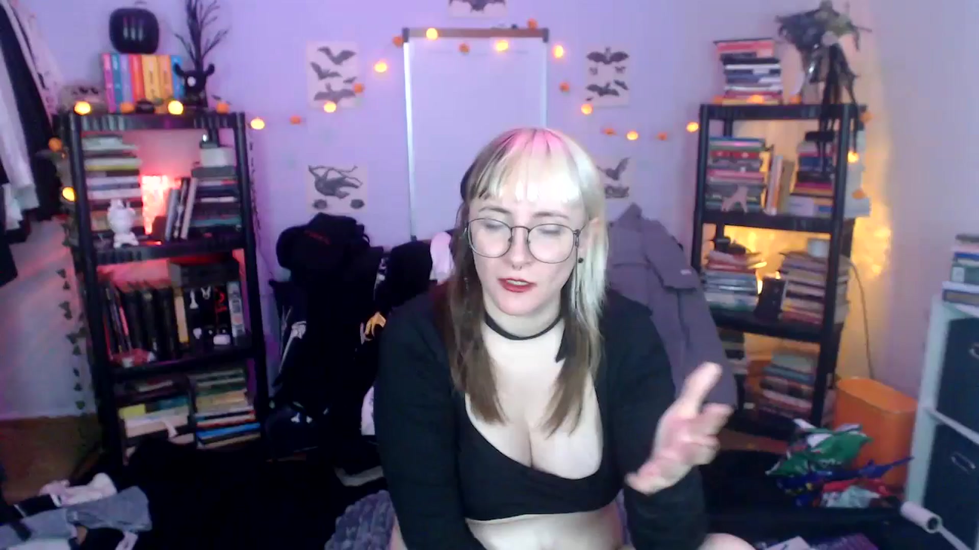 Gallery image thumbnail from AxeHallow's myfreecams stream on, 10/17/2024, 11:59 image 1 of 20