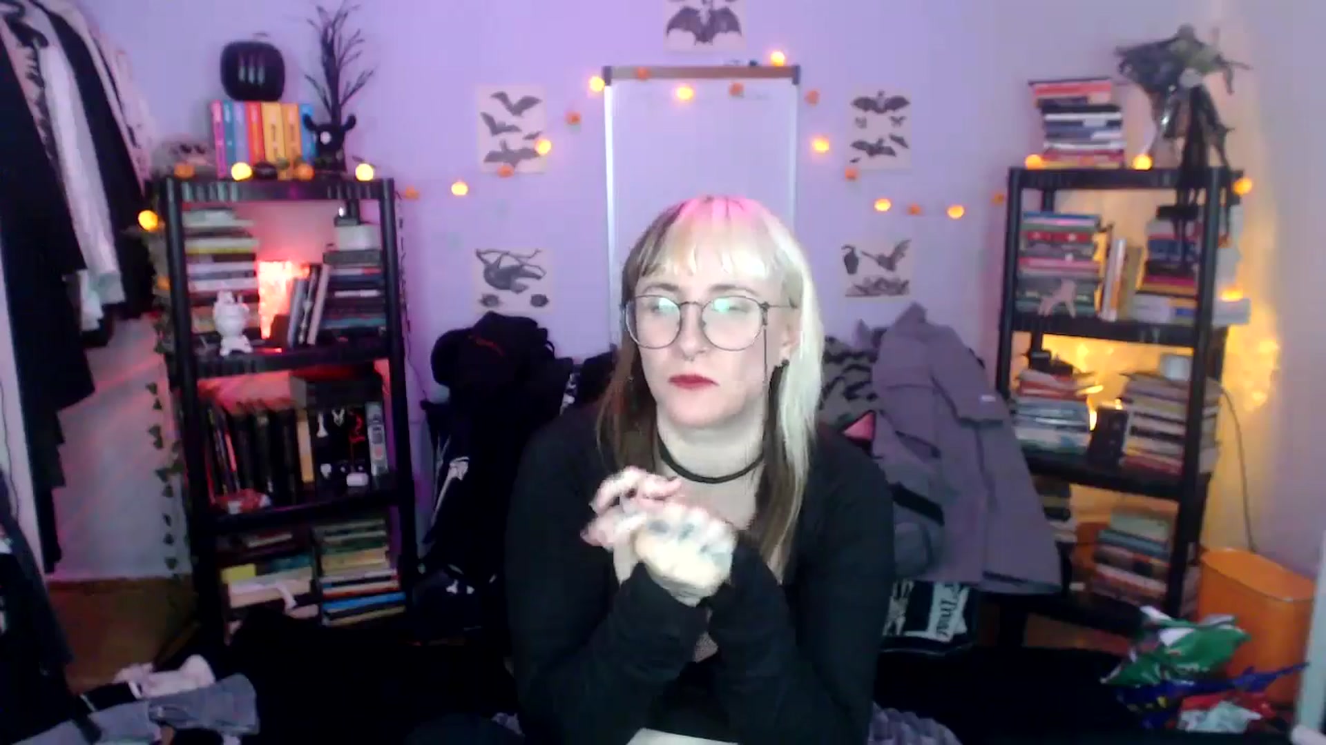 Gallery image thumbnail from AxeHallow's myfreecams stream on, 10/17/2024, 11:59 image 12 of 20