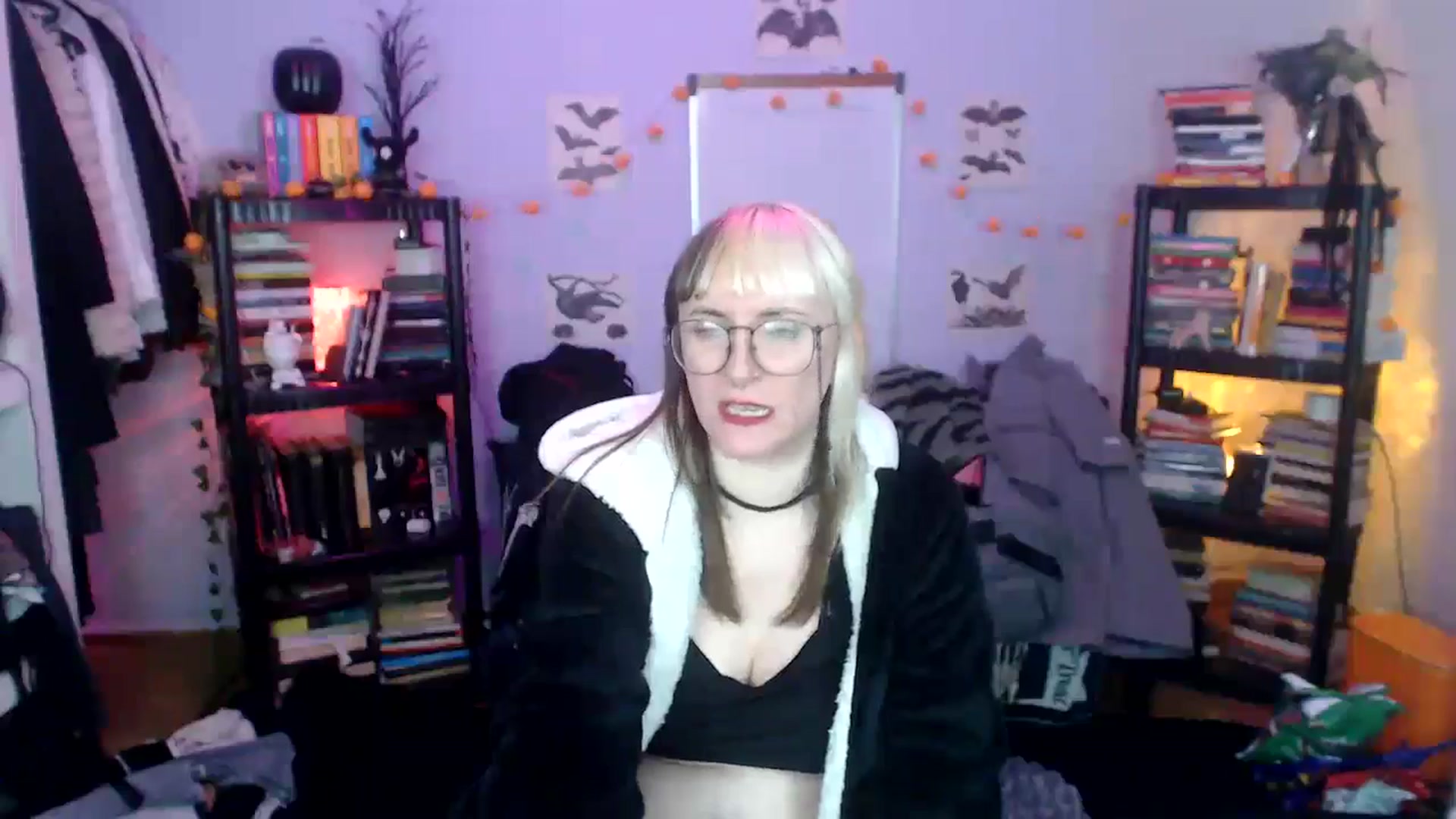 Gallery image thumbnail from AxeHallow's myfreecams stream on, 10/17/2024, 13:15 image 8 of 20