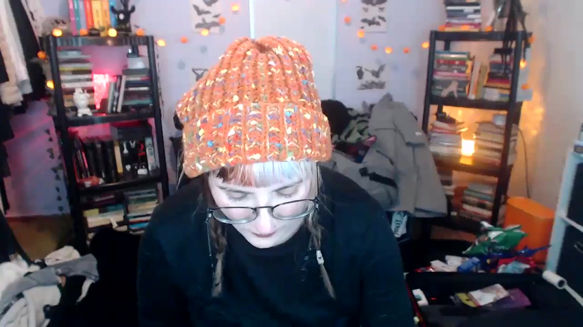 Gallery image thumbnail from AxeHallow's myfreecams stream on, 10/20/2024, 24:13 image 20 of 20