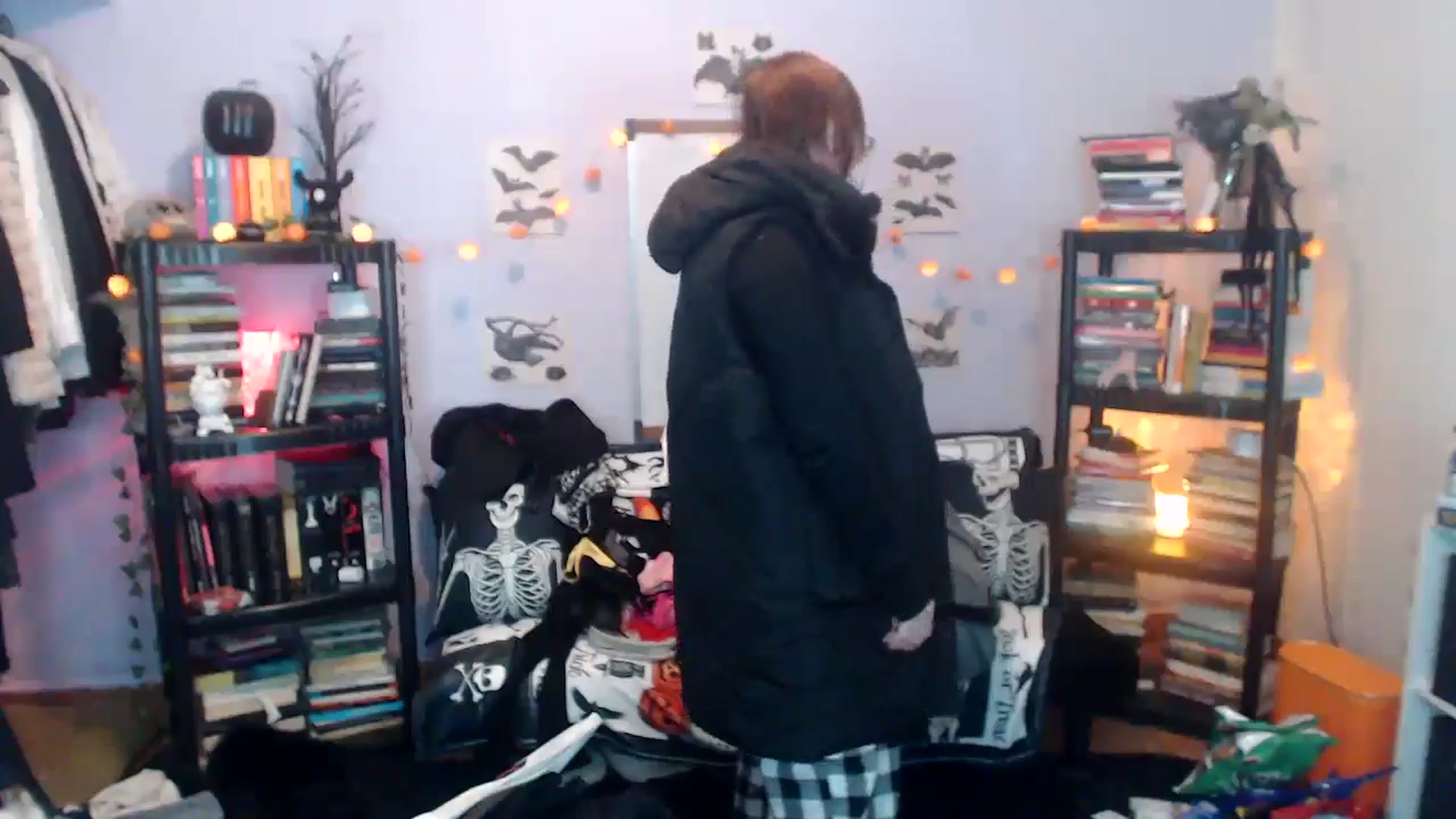 Gallery image thumbnail from AxeHallow's myfreecams stream on, 10/20/2024, 24:30 image 16 of 20