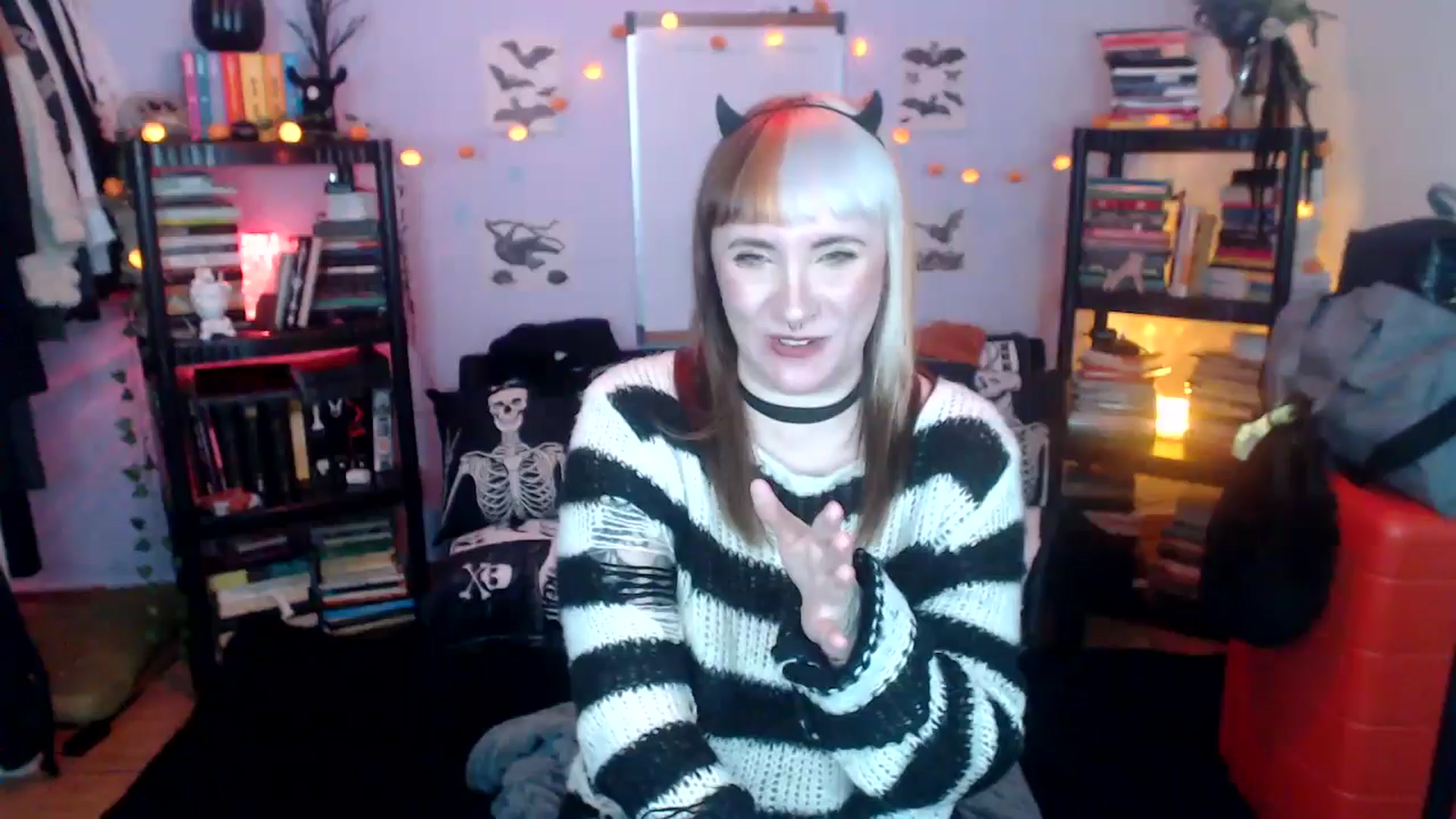Gallery image thumbnail from AxeHallow's myfreecams stream on, 10/22/2024, 02:16 image 10 of 20