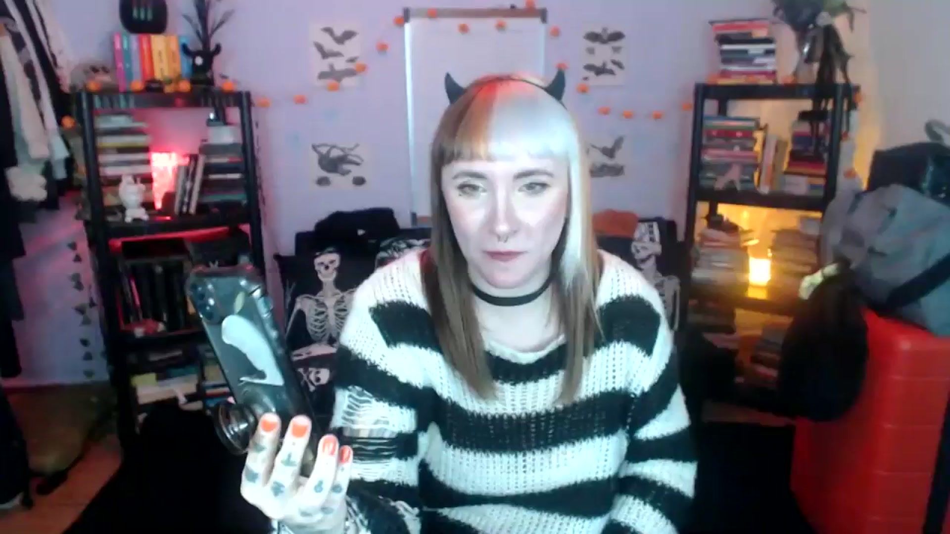 Gallery image thumbnail from AxeHallow's myfreecams stream on, 10/22/2024, 02:16 image 5 of 20