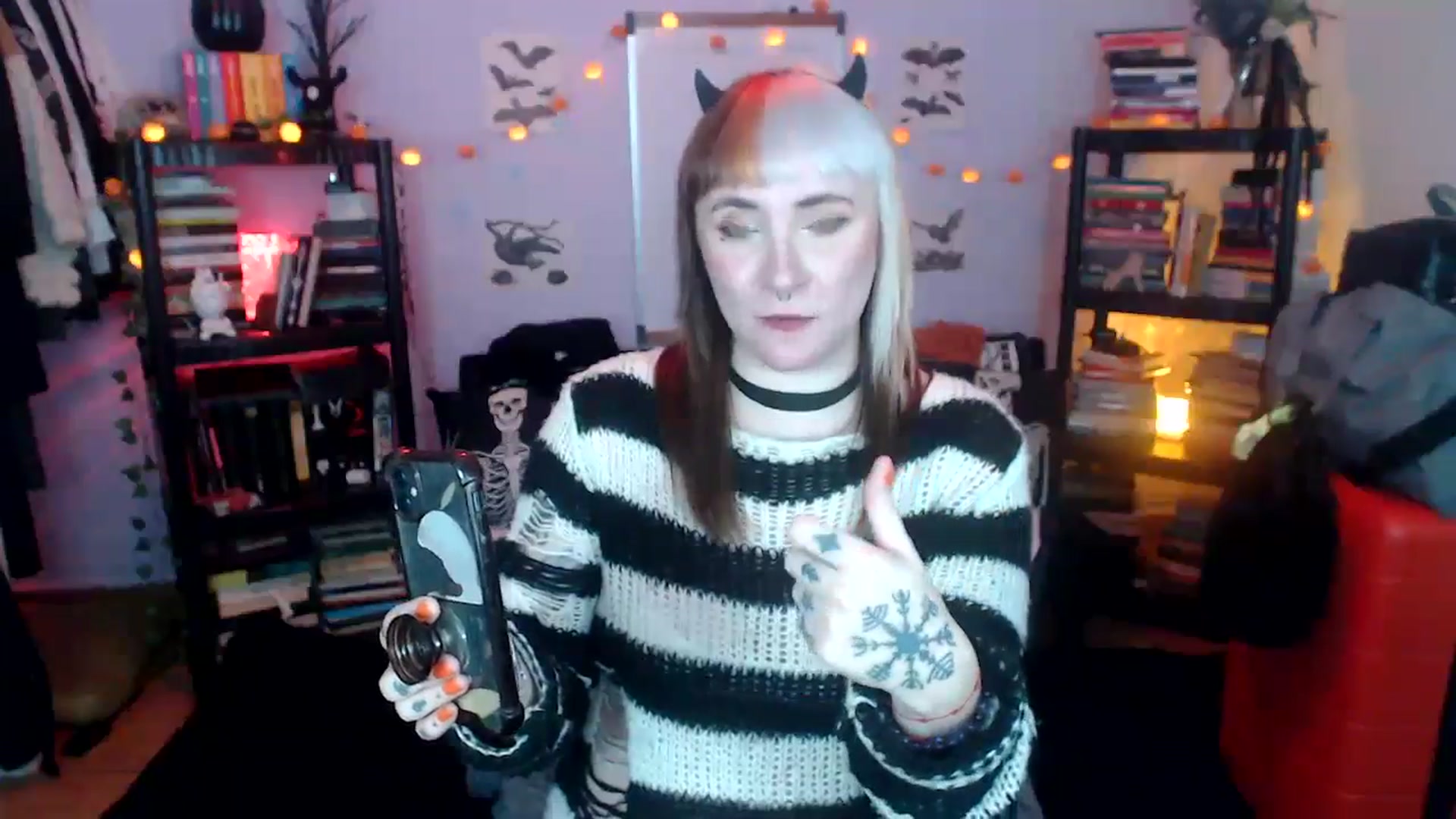 Gallery image thumbnail from AxeHallow's myfreecams stream on, 10/22/2024, 02:16 image 16 of 20