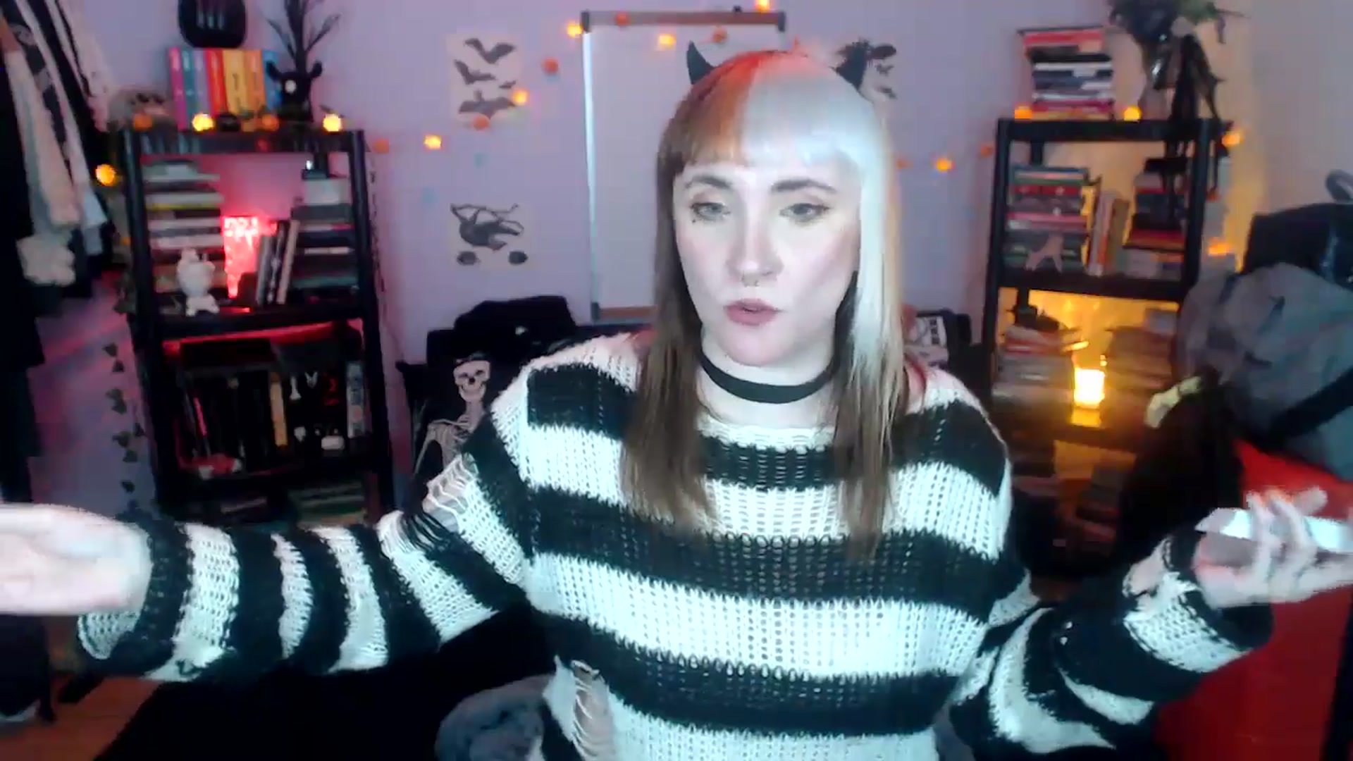 Gallery image thumbnail from AxeHallow's myfreecams stream on, 10/22/2024, 02:36 image 8 of 20