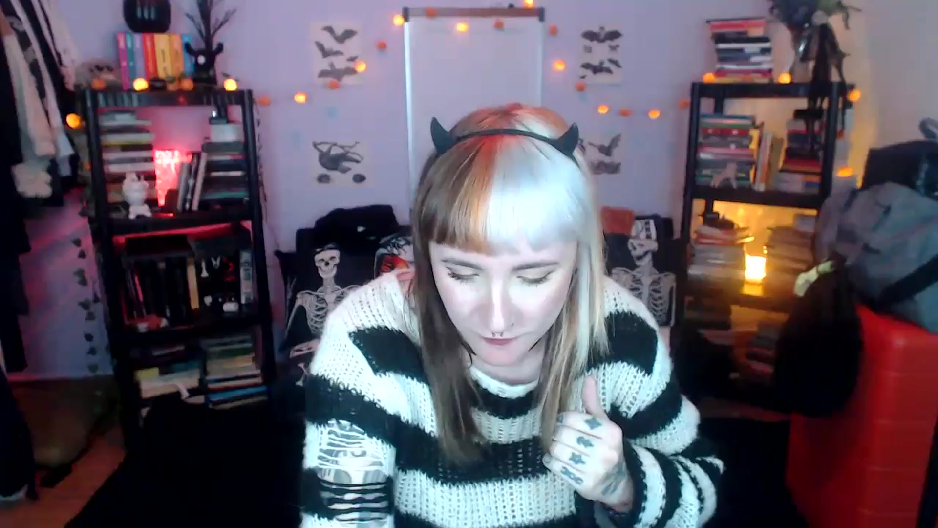Gallery image thumbnail from AxeHallow's myfreecams stream on, 10/22/2024, 02:36 image 1 of 20
