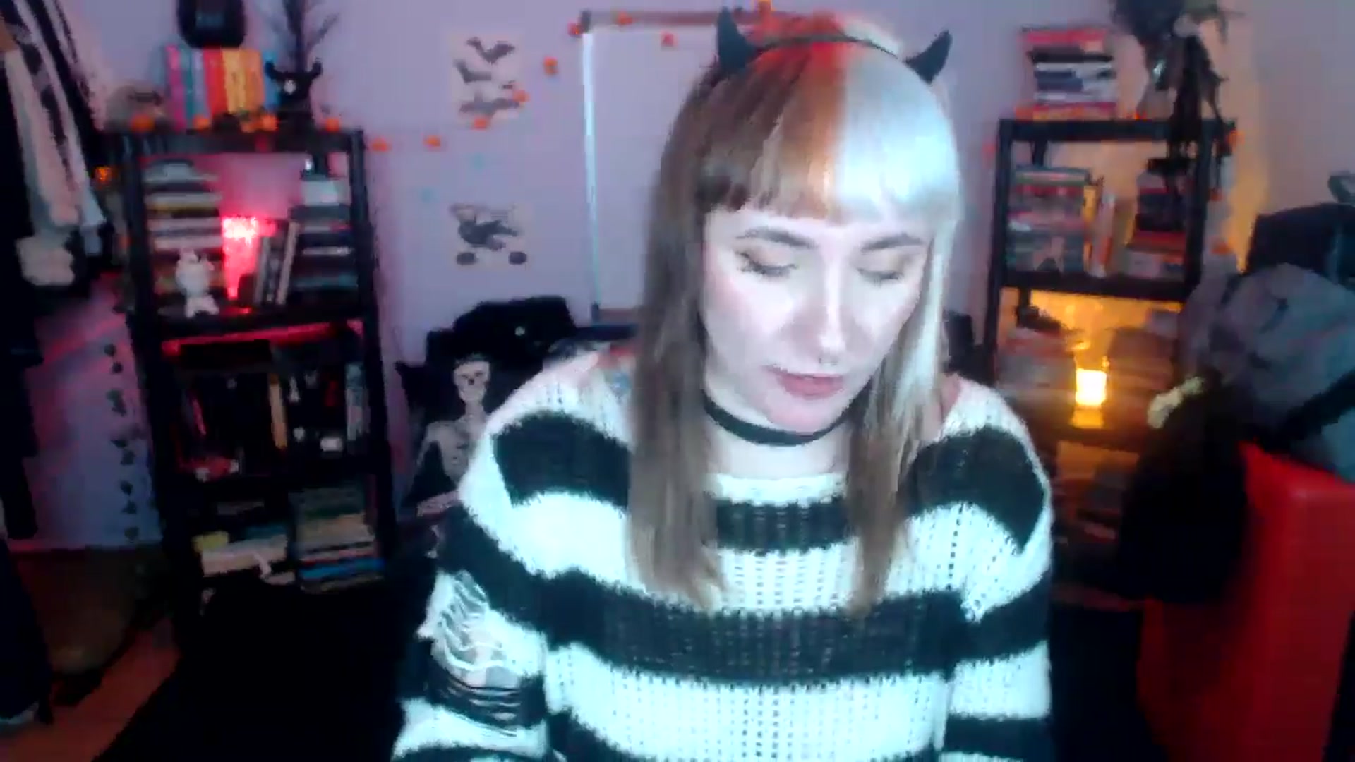 Gallery image thumbnail from AxeHallow's myfreecams stream on, 10/22/2024, 02:36 image 7 of 20