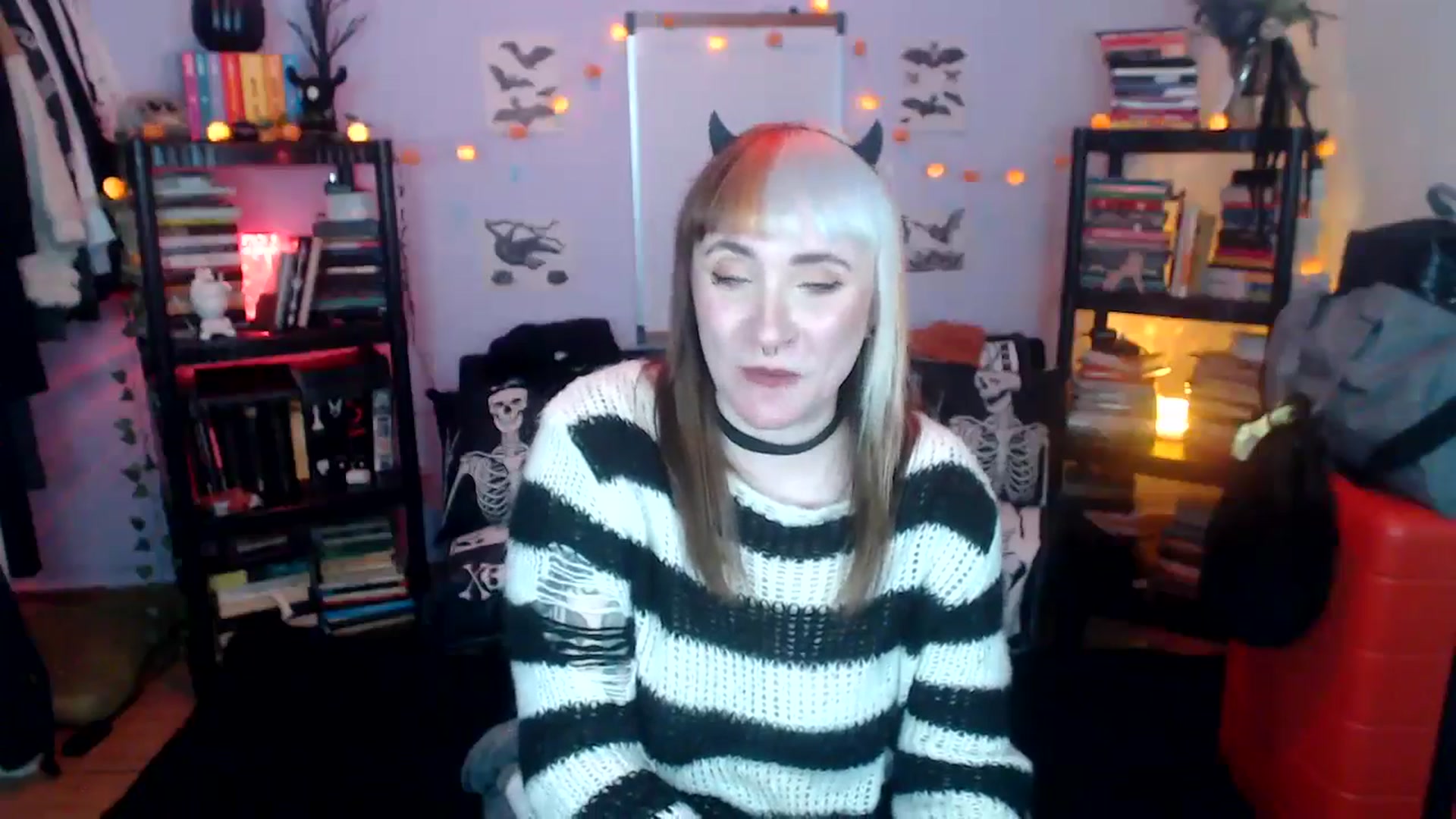 Gallery image thumbnail from AxeHallow's myfreecams stream on, 10/22/2024, 02:36 image 14 of 20