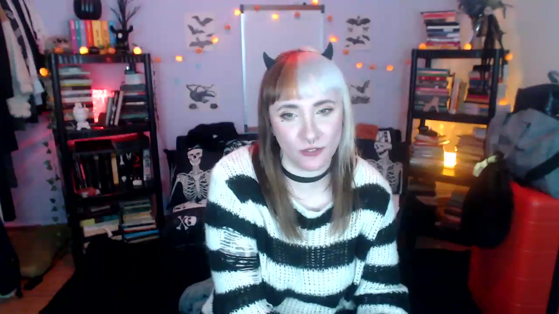 Gallery image thumbnail from AxeHallow's myfreecams stream on, 10/22/2024, 03:03 image 19 of 20