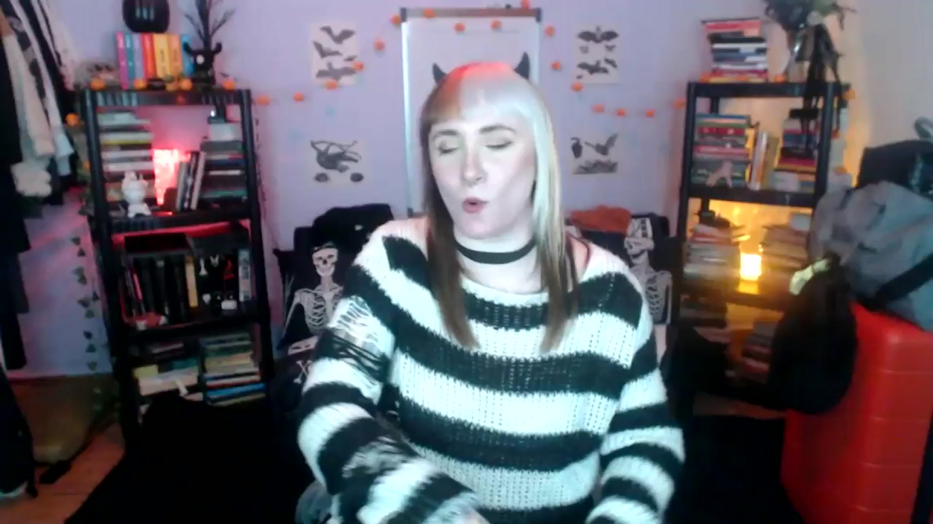 Gallery image thumbnail from AxeHallow's myfreecams stream on, 10/22/2024, 03:03 image 3 of 20