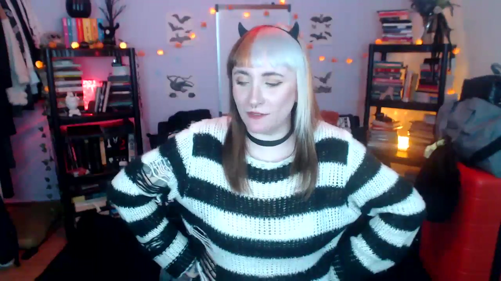 Gallery image thumbnail from AxeHallow's myfreecams stream on, 10/22/2024, 03:03 image 12 of 20