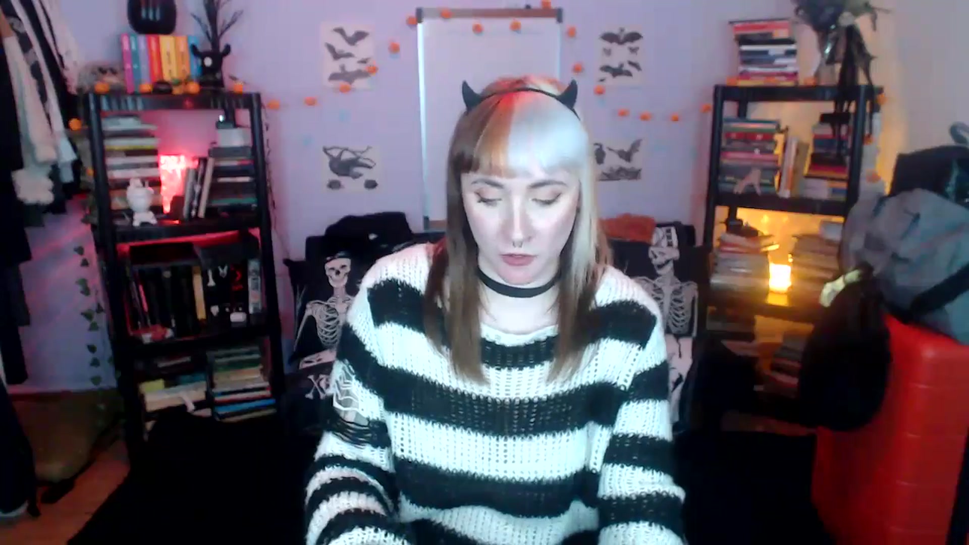Gallery image thumbnail from AxeHallow's myfreecams stream on, 10/22/2024, 03:03 image 20 of 20
