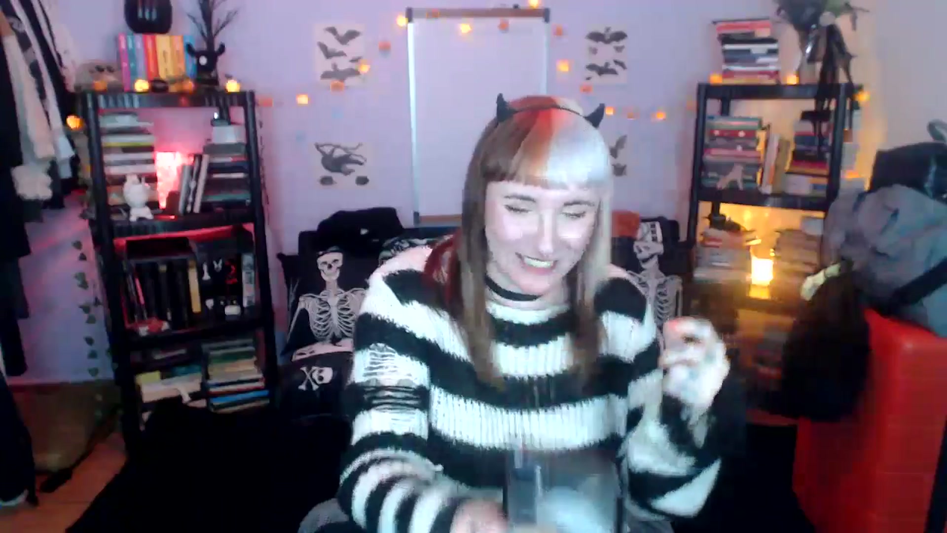 Gallery image thumbnail from AxeHallow's myfreecams stream on, 10/22/2024, 03:28 image 14 of 20