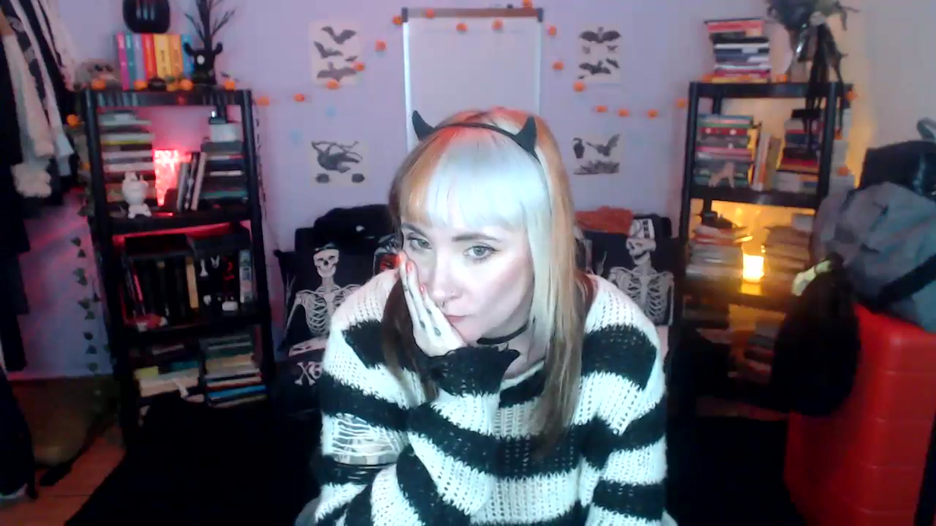 Gallery image thumbnail from AxeHallow's myfreecams stream on, 10/22/2024, 03:28 image 8 of 20
