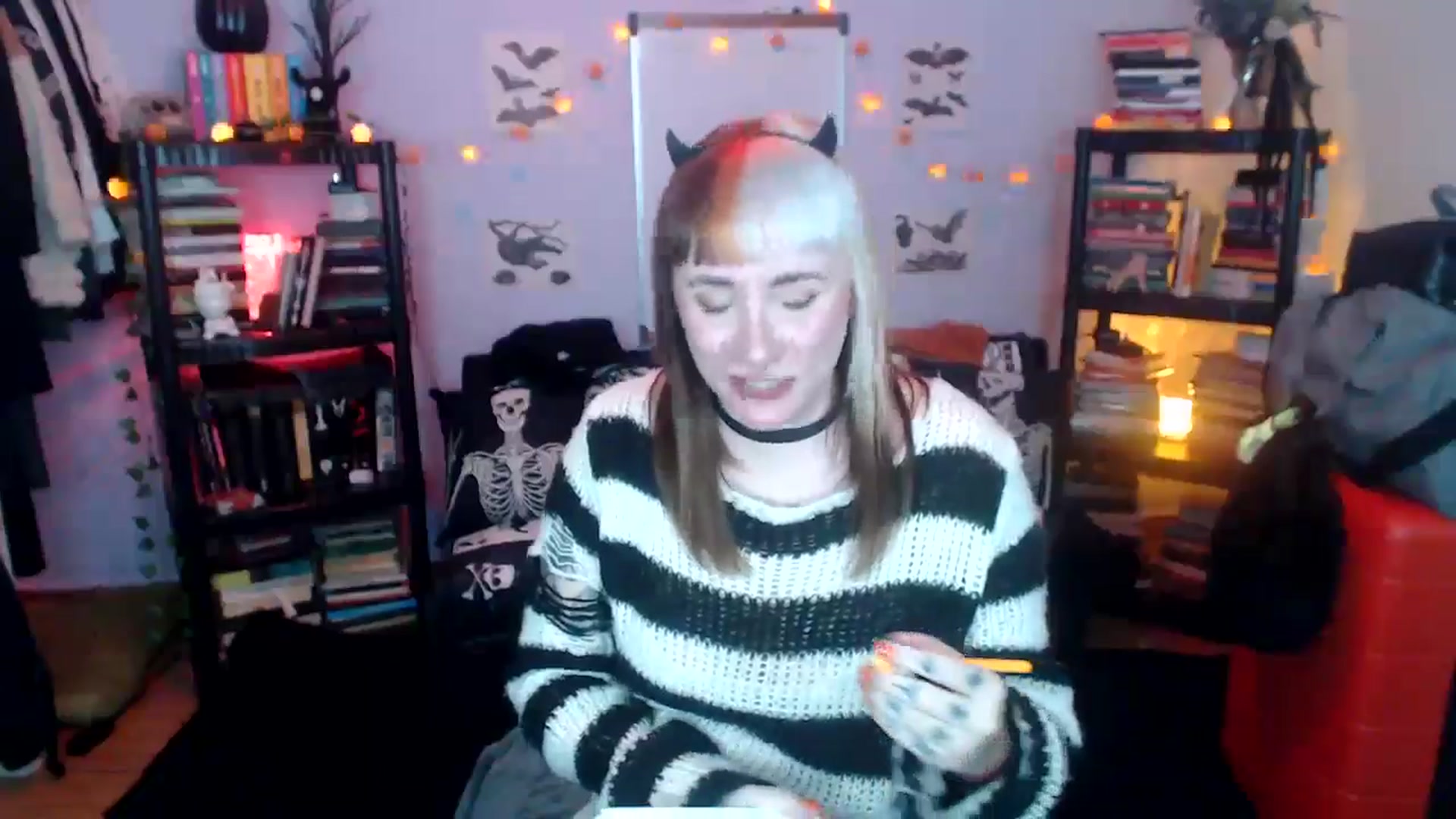 Gallery image thumbnail from AxeHallow's myfreecams stream on, 10/22/2024, 04:25 image 16 of 20