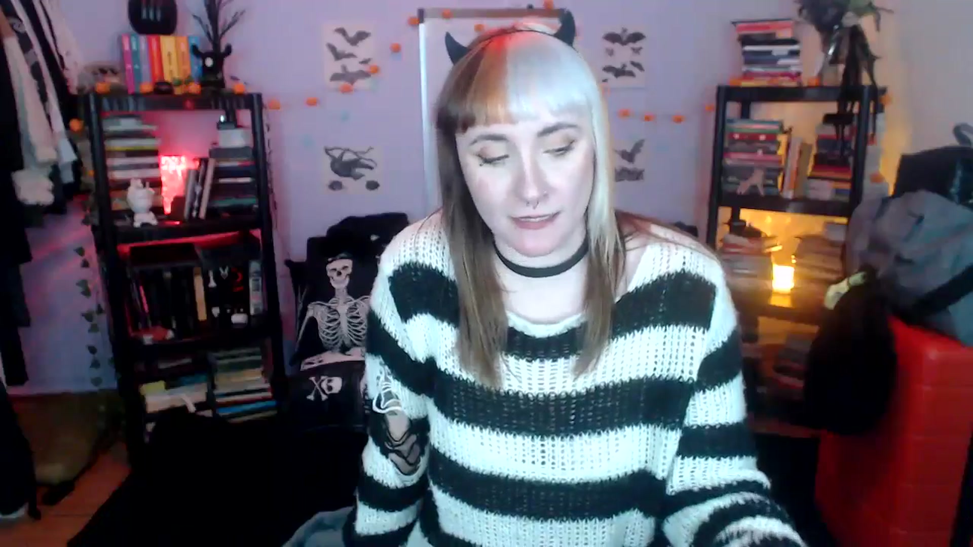Gallery image thumbnail from AxeHallow's myfreecams stream on, 10/22/2024, 04:25 image 3 of 20