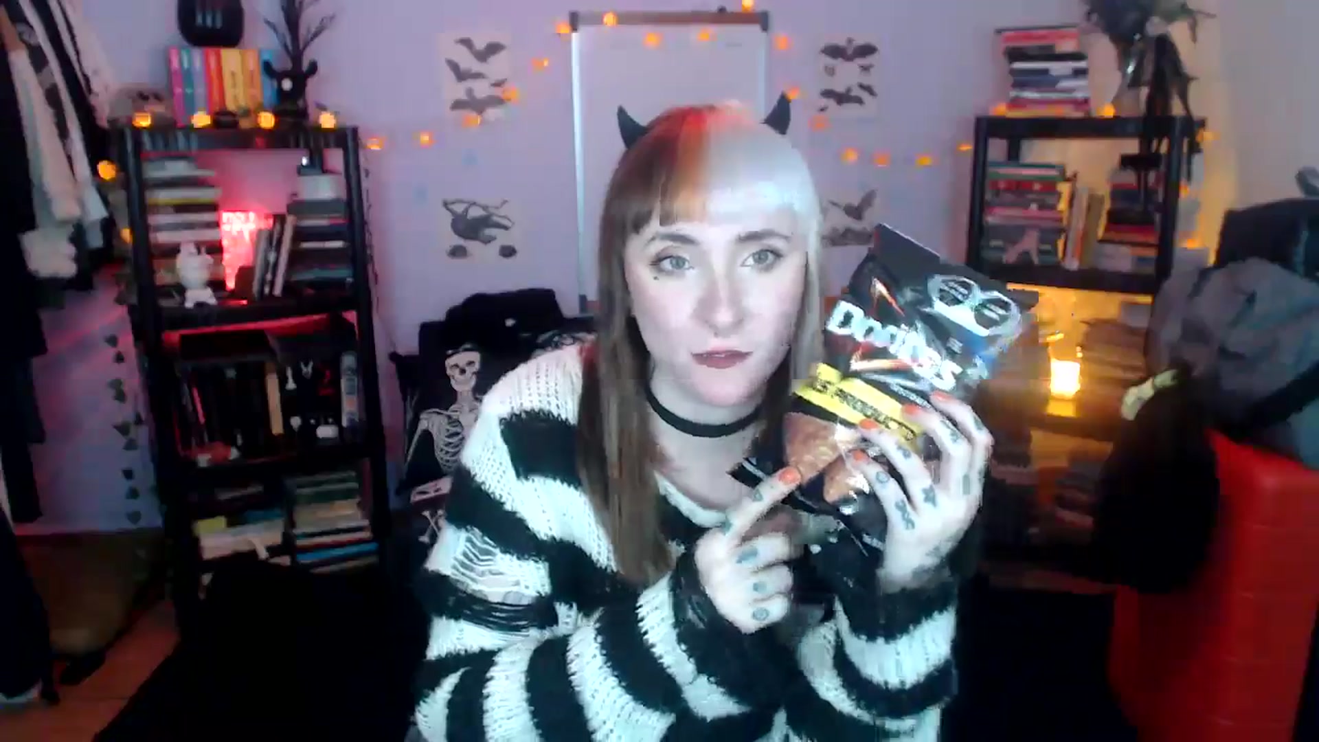 Gallery image thumbnail from AxeHallow's myfreecams stream on, 10/22/2024, 04:25 image 7 of 20