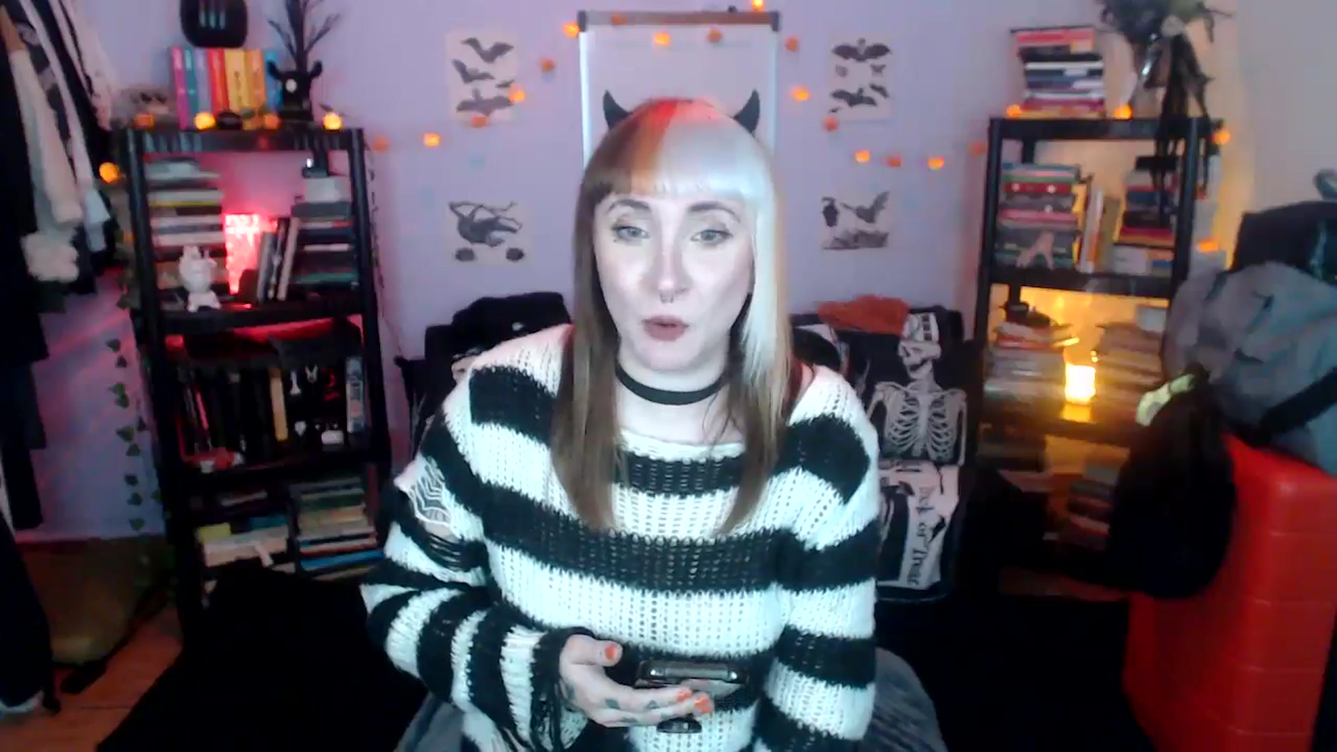 Gallery image thumbnail from AxeHallow's myfreecams stream on, 10/22/2024, 05:38 image 14 of 20