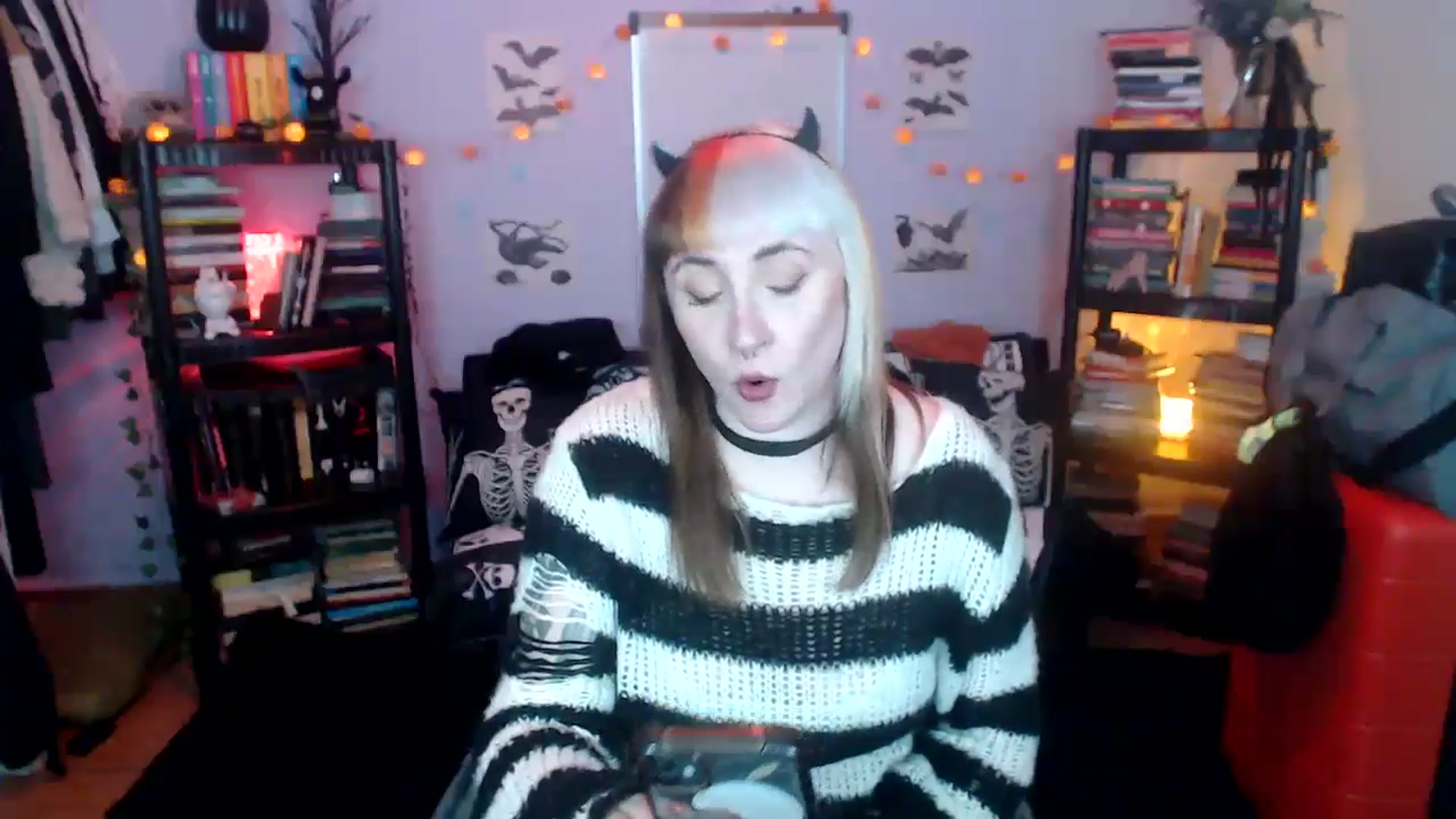 Gallery image thumbnail from AxeHallow's myfreecams stream on, 10/22/2024, 05:38 image 10 of 20
