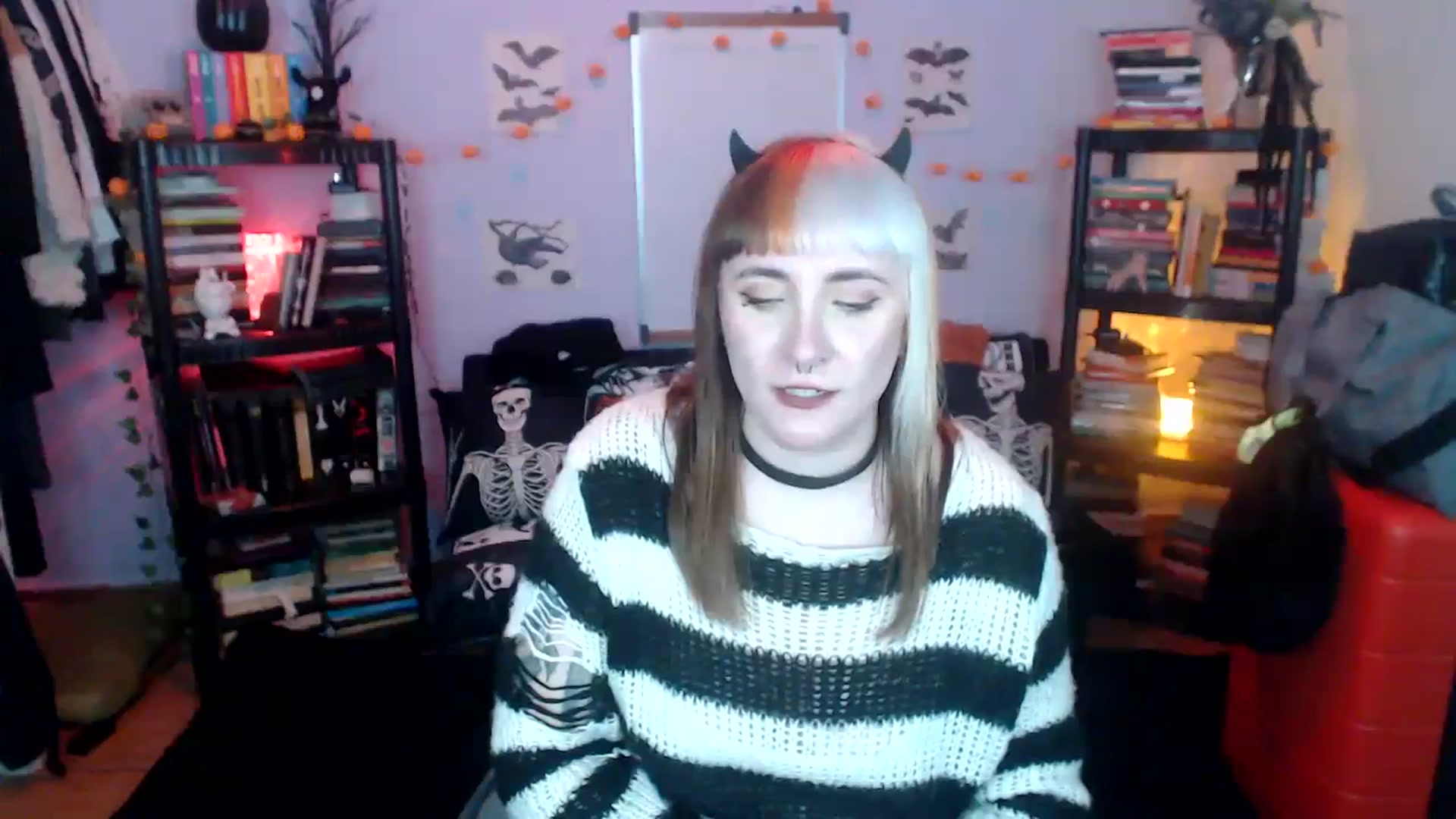 Gallery image thumbnail from AxeHallow's myfreecams stream on, 10/22/2024, 06:17 image 7 of 20