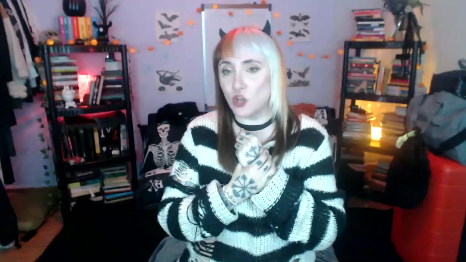 Gallery image thumbnail from AxeHallow's myfreecams stream on, 10/22/2024, 06:47 image 14 of 20