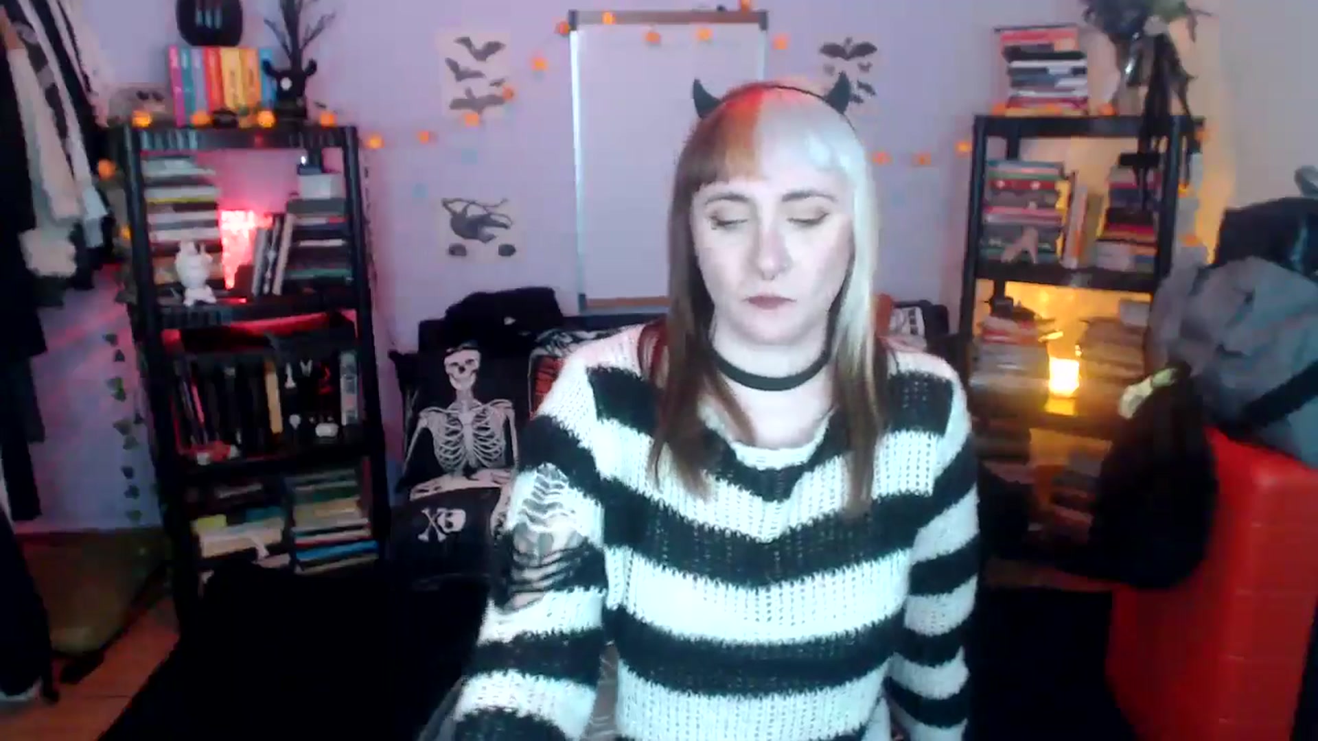 Gallery image thumbnail from AxeHallow's myfreecams stream on, 10/22/2024, 06:47 image 9 of 20