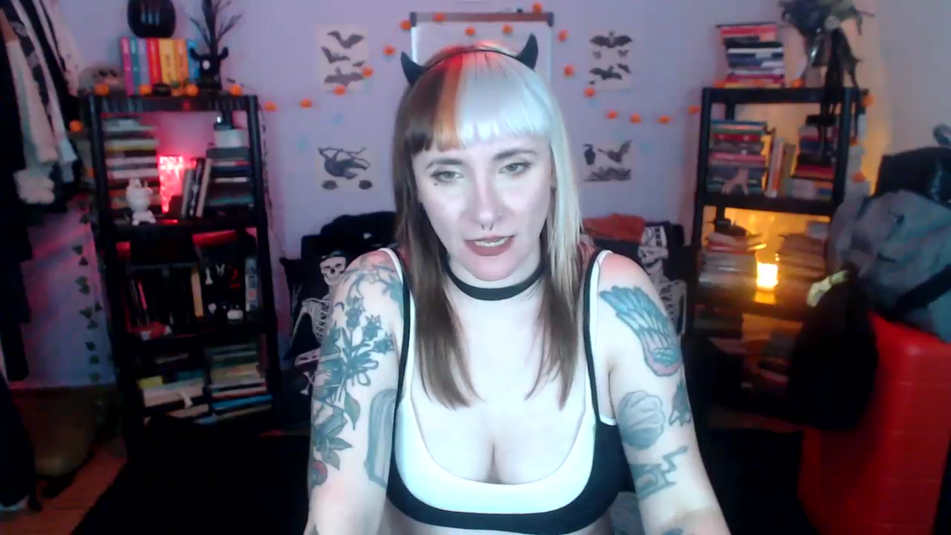 Gallery image thumbnail from AxeHallow's myfreecams stream on, 10/22/2024, 09:51 image 7 of 20