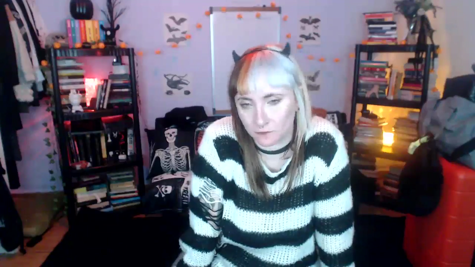 Gallery image thumbnail from AxeHallow's myfreecams stream on, 10/22/2024, 10:10 image 14 of 20
