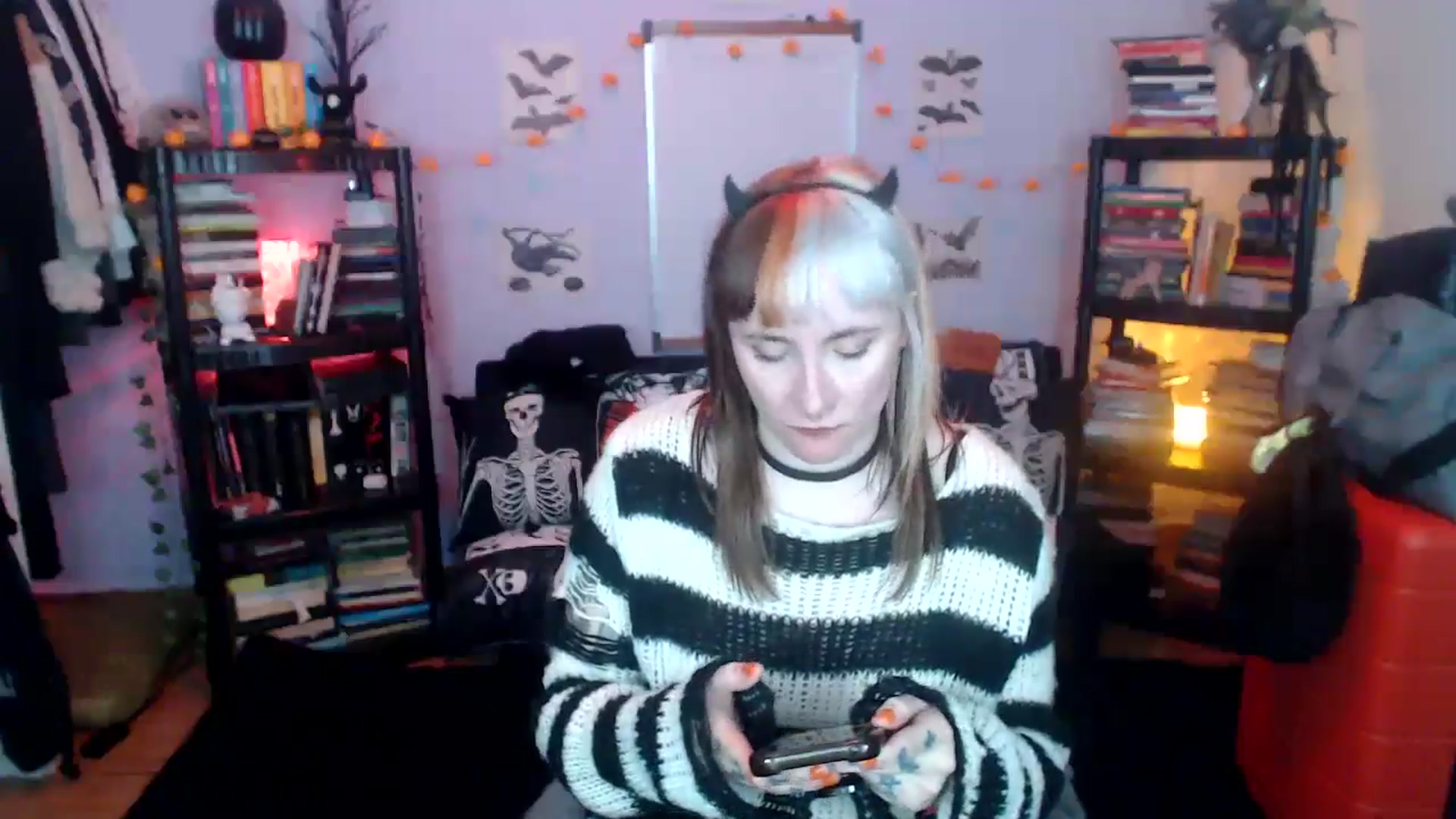 Gallery image thumbnail from AxeHallow's myfreecams stream on, 10/22/2024, 10:10 image 9 of 20