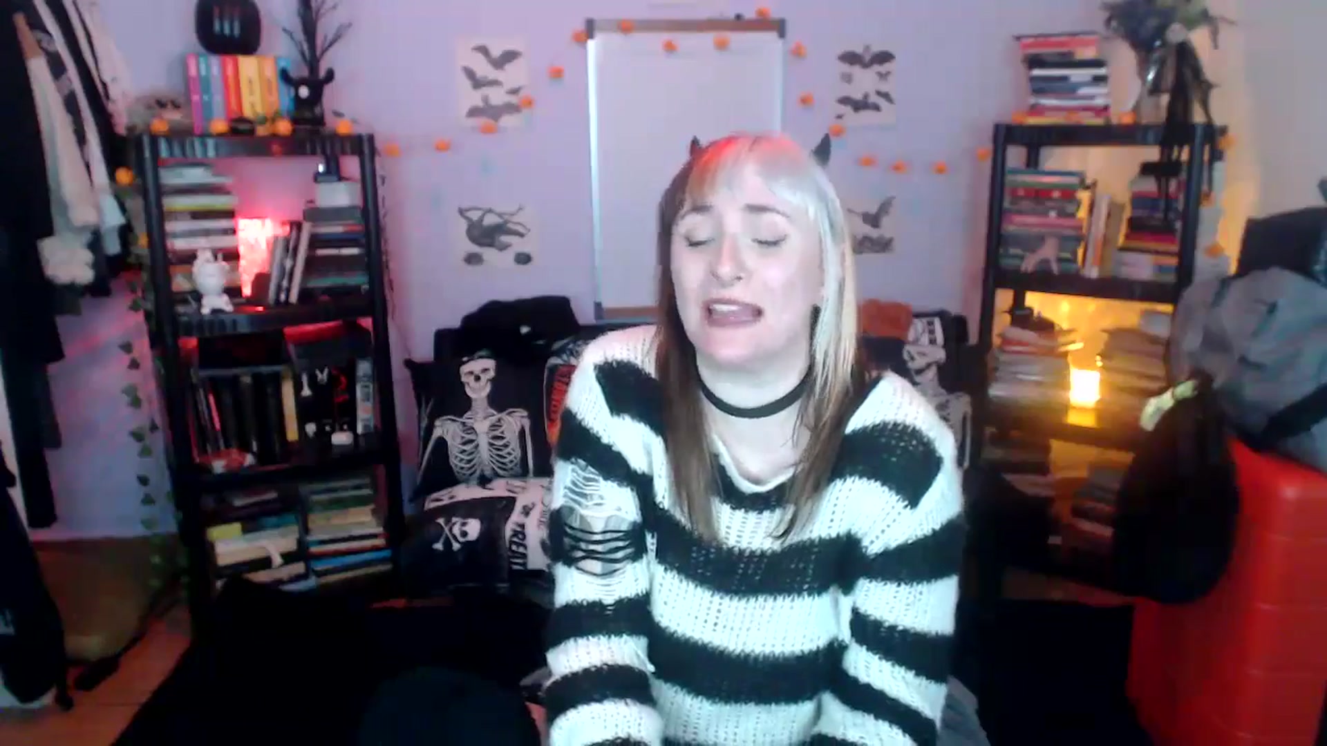 Gallery image thumbnail from AxeHallow's myfreecams stream on, 10/22/2024, 10:10 image 12 of 20