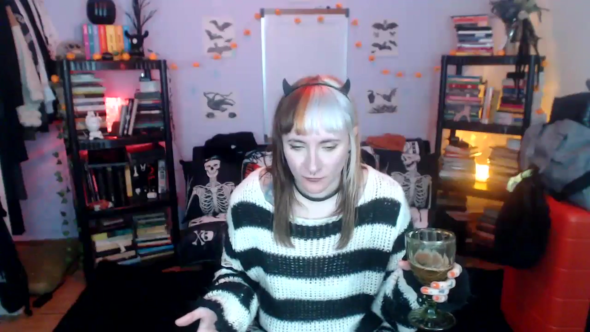Gallery image thumbnail from AxeHallow's myfreecams stream on, 10/22/2024, 10:26 image 15 of 20