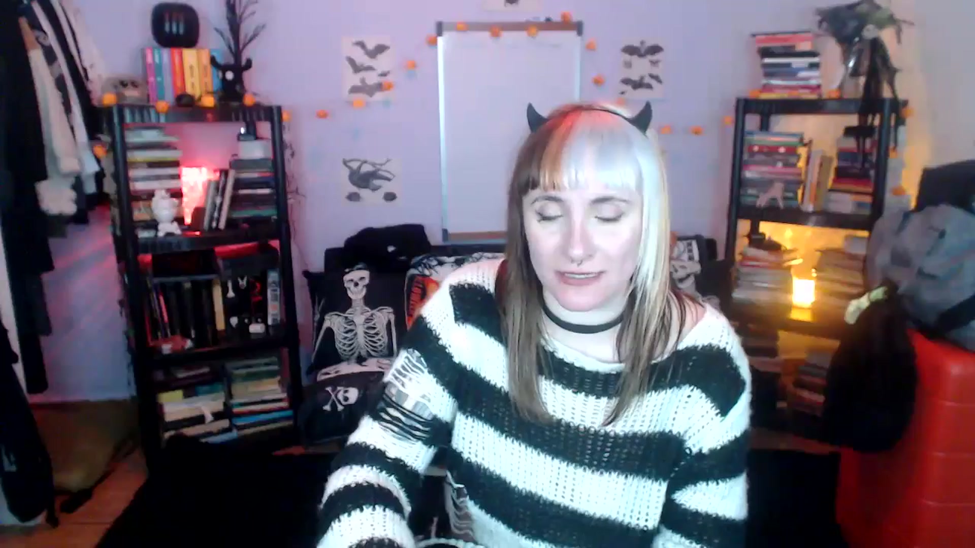 Gallery image thumbnail from AxeHallow's myfreecams stream on, 10/22/2024, 11:44 image 11 of 20