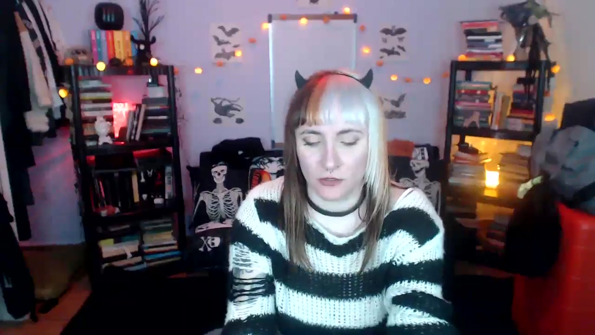 Gallery image thumbnail from AxeHallow's myfreecams stream on, 10/22/2024, 11:44 image 7 of 20