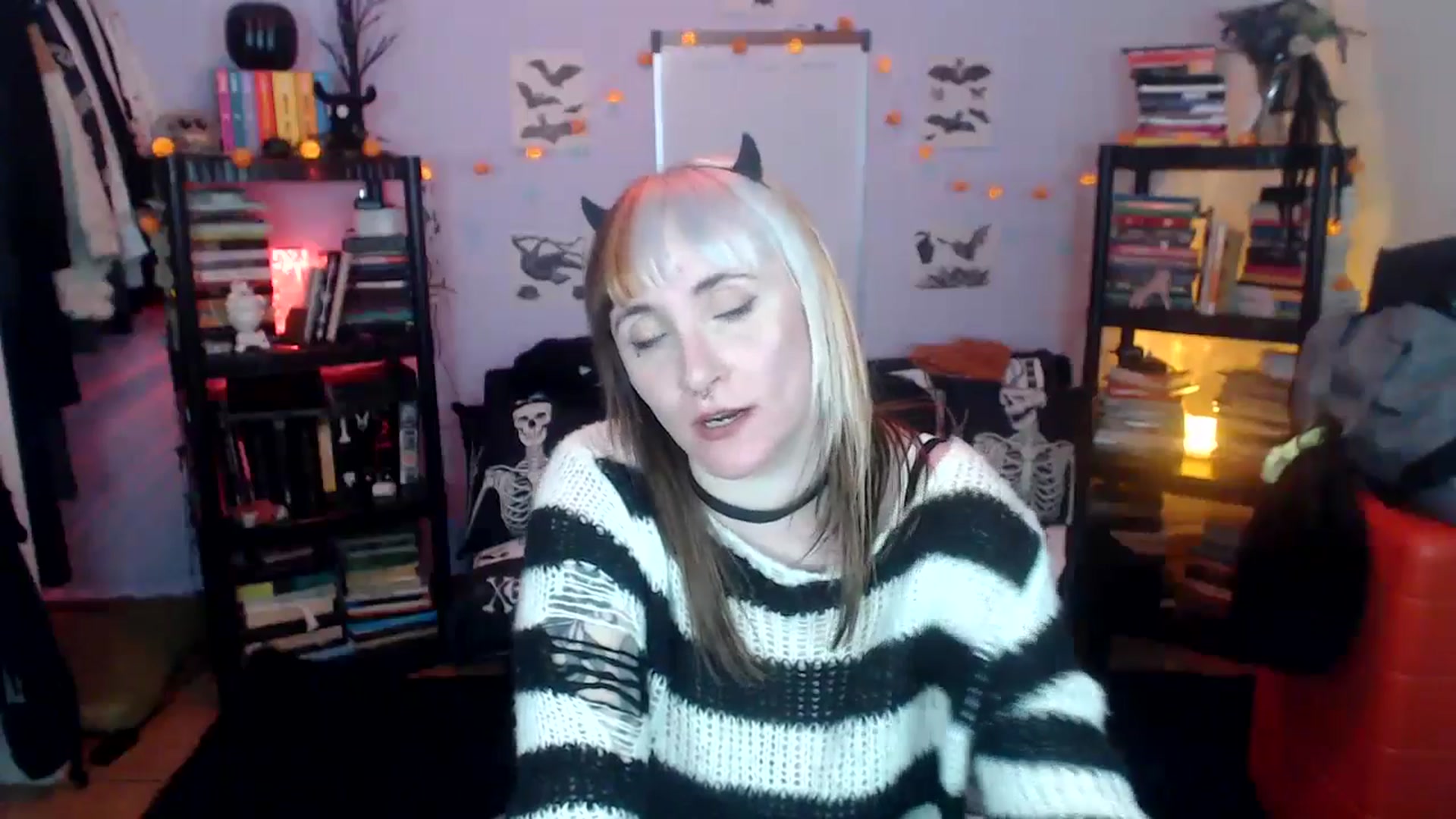 Gallery image thumbnail from AxeHallow's myfreecams stream on, 10/22/2024, 11:44 image 3 of 20