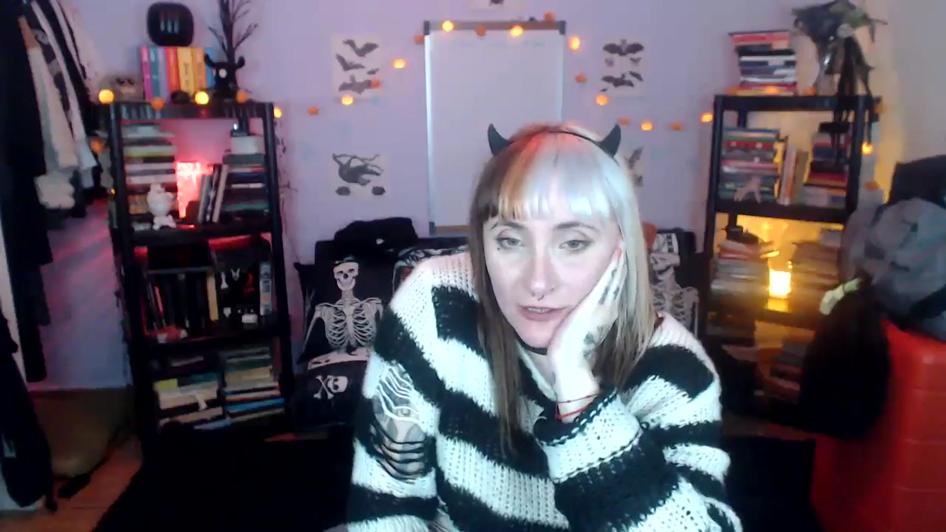 Gallery image thumbnail from AxeHallow's myfreecams stream on, 10/22/2024, 11:44 image 5 of 20