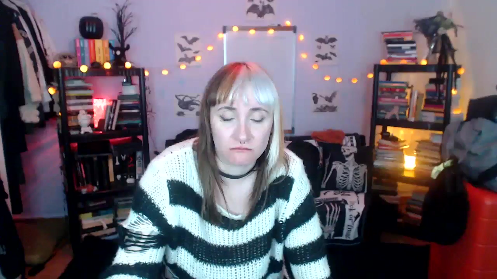 Gallery image thumbnail from AxeHallow's myfreecams stream on, 10/22/2024, 12:44 image 17 of 20