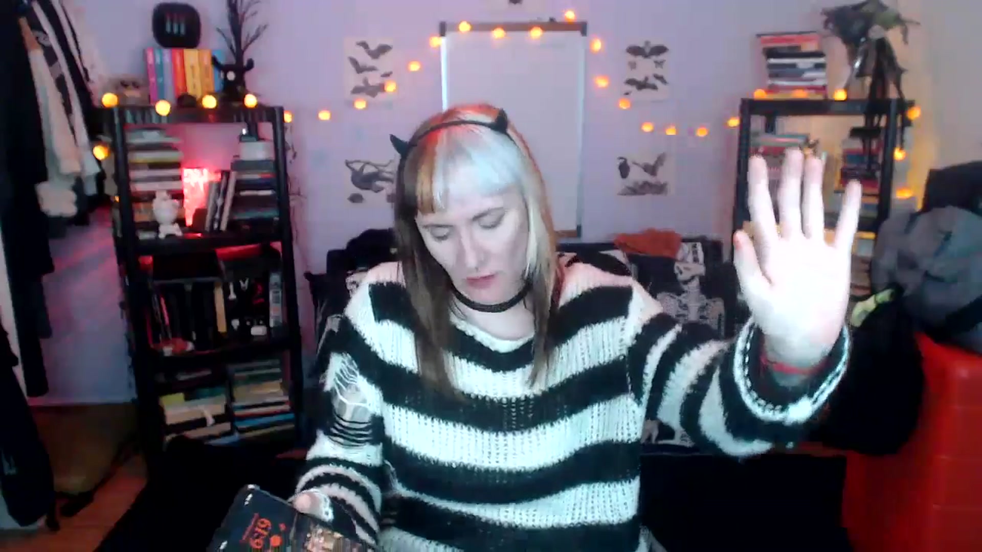 Gallery image thumbnail from AxeHallow's myfreecams stream on, 10/22/2024, 12:44 image 13 of 20